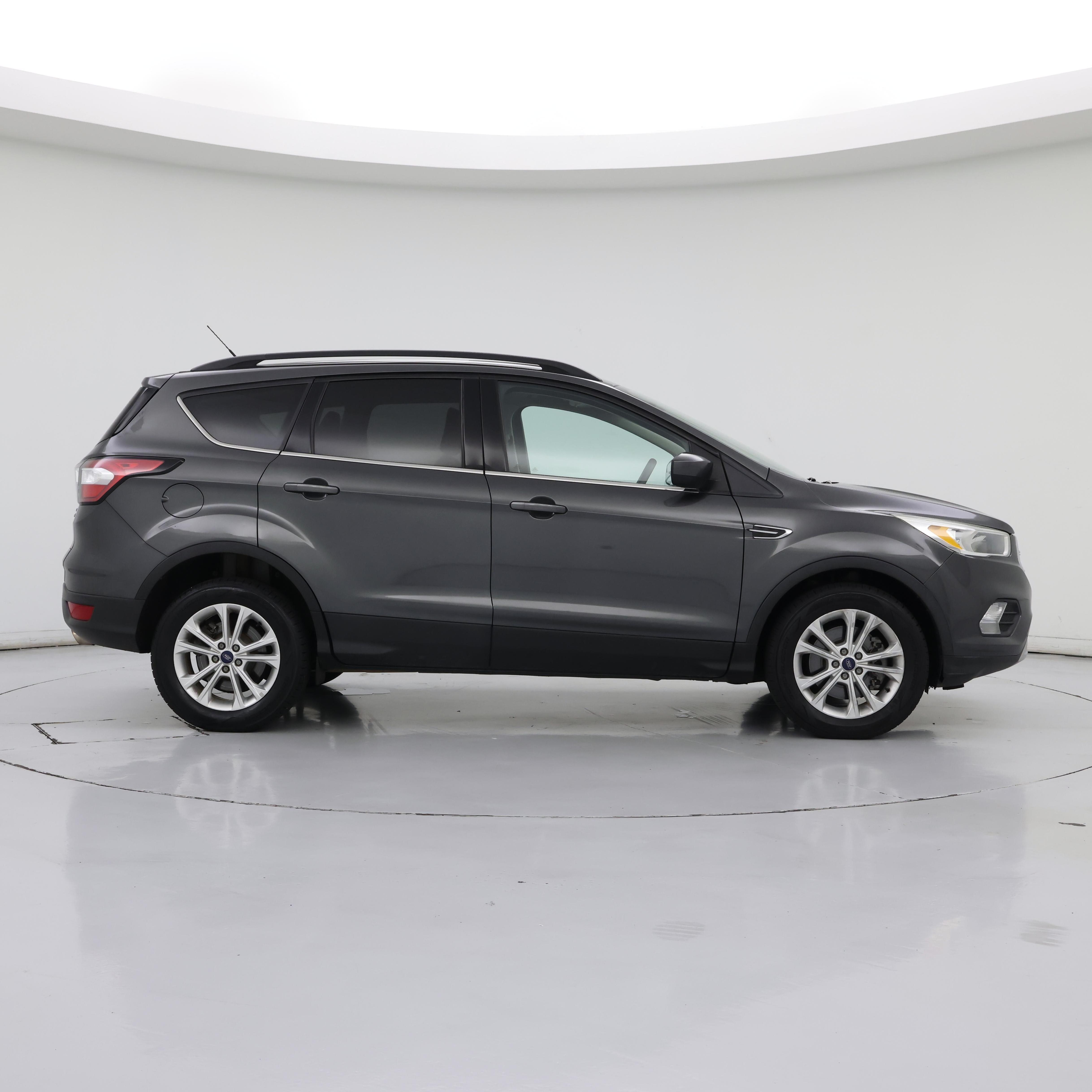 Thumbnail: 2018 Ford Escape - 7