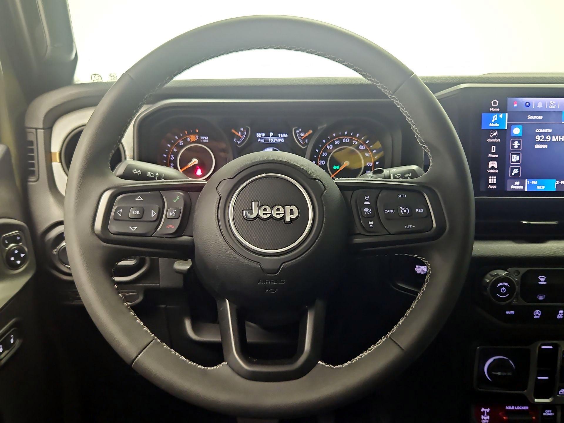 Thumbnail: 2025 Jeep Wrangler - 10