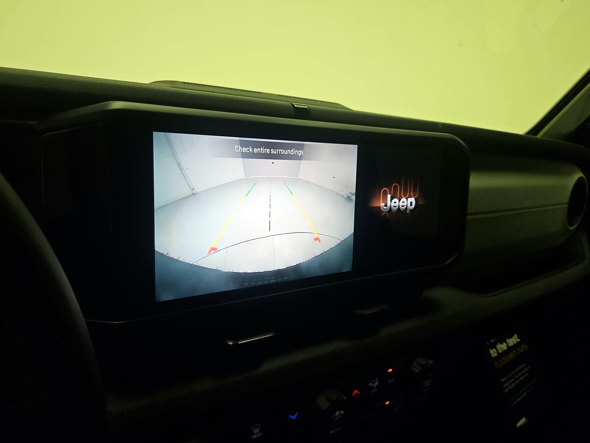 Thumbnail: 2025 Jeep Wrangler - 14