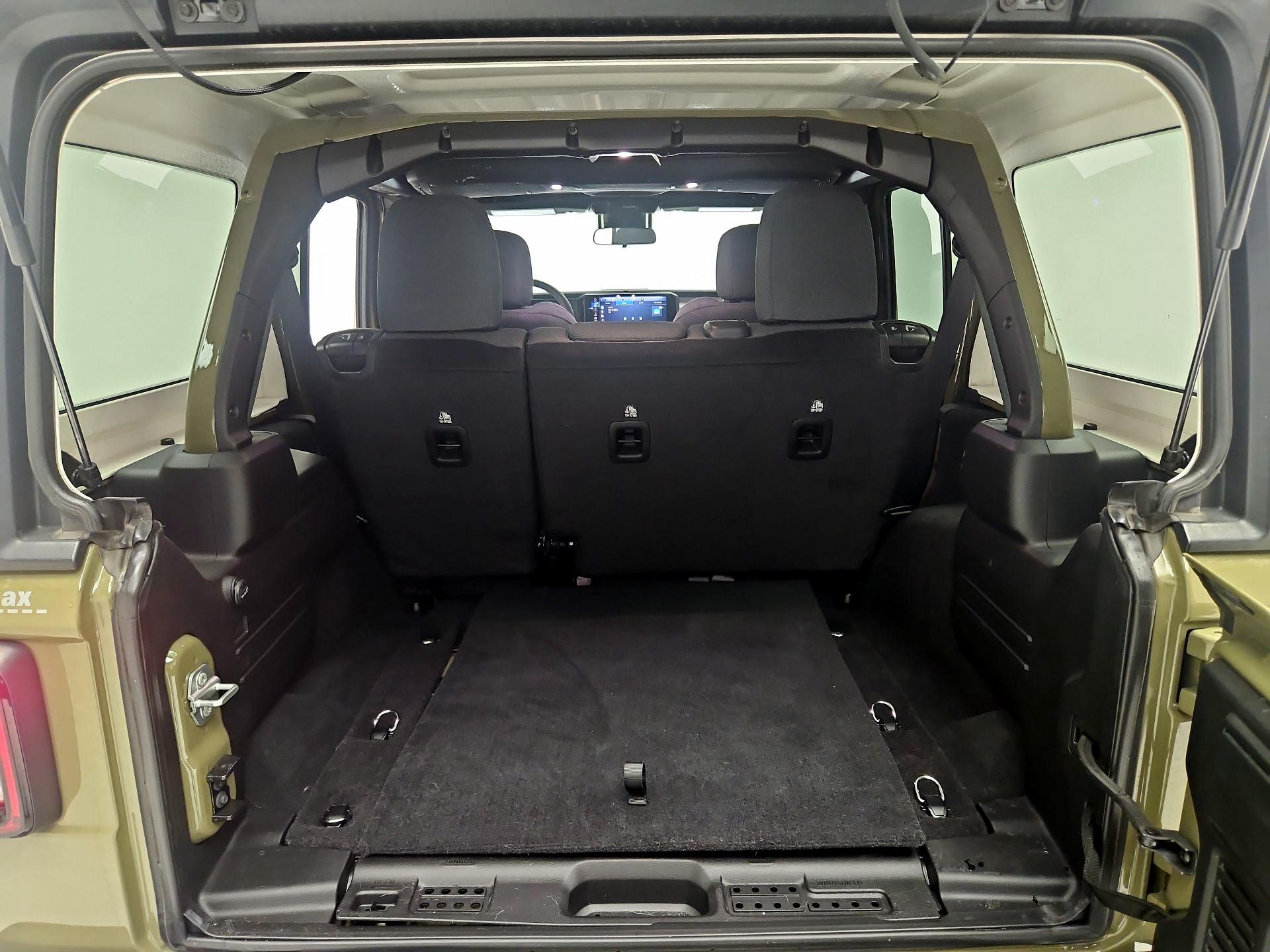 Thumbnail: 2025 Jeep Wrangler - 20