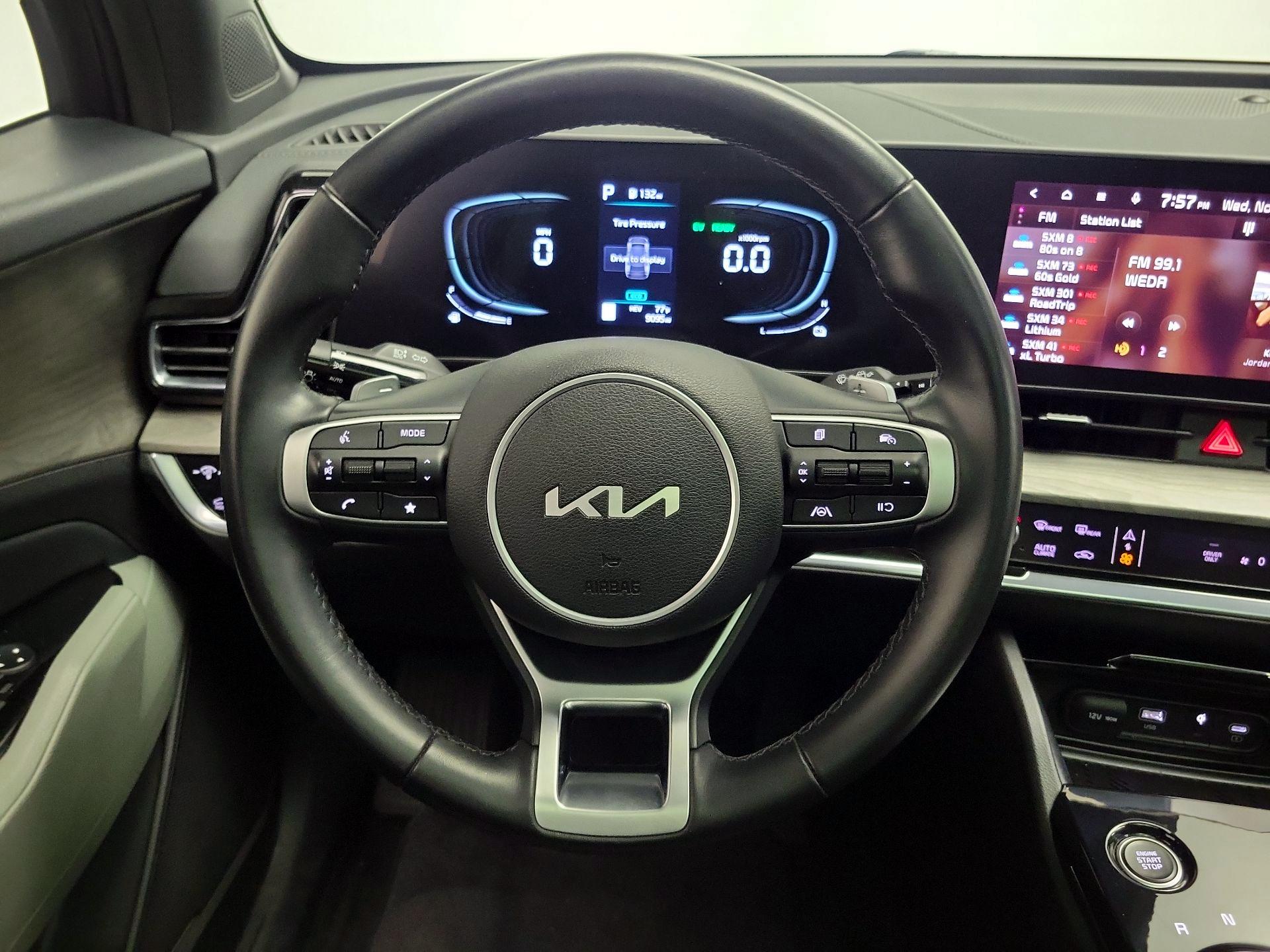 Thumbnail: 2023 Kia Sportage - 10