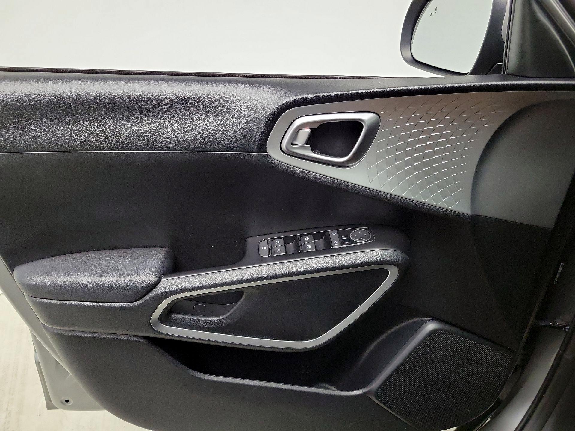 Thumbnail: 2024 Kia Soul - 12