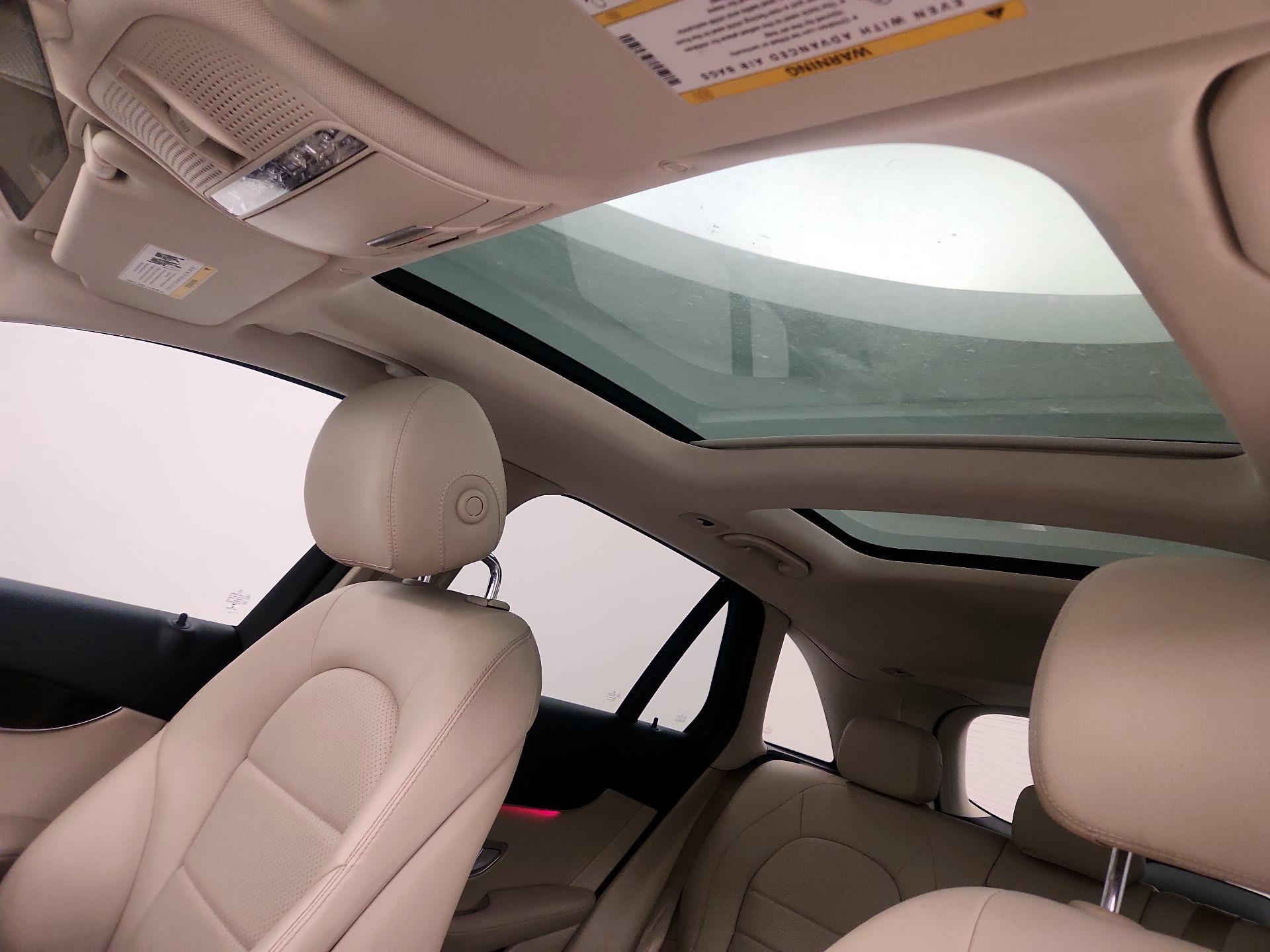 Thumbnail: 2020 Mercedes-Benz GLC - 19