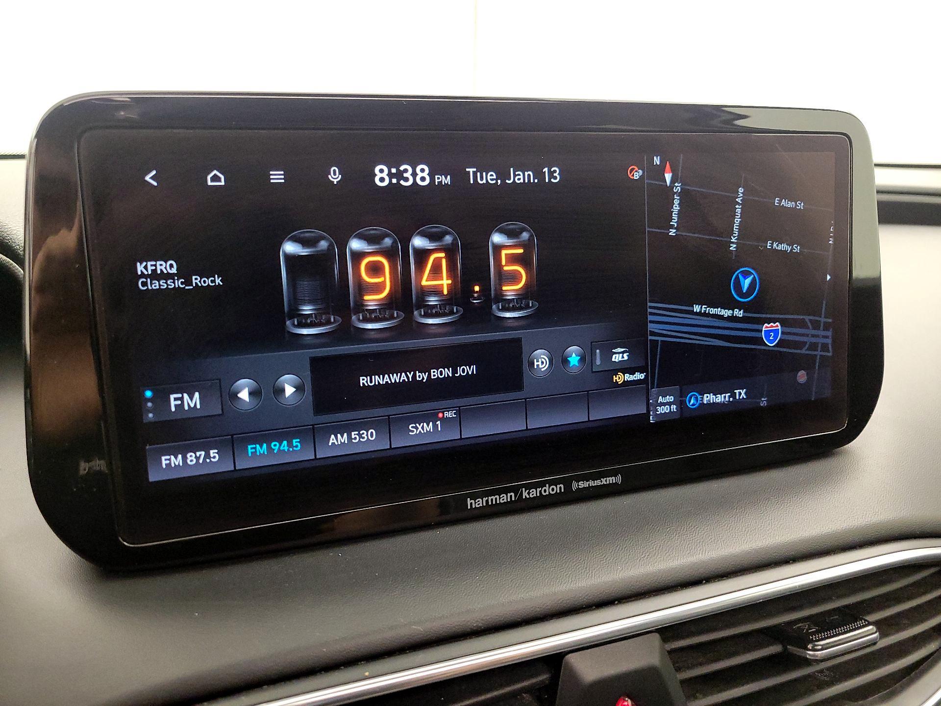 Thumbnail: 2022 Hyundai Santa Fe - 16