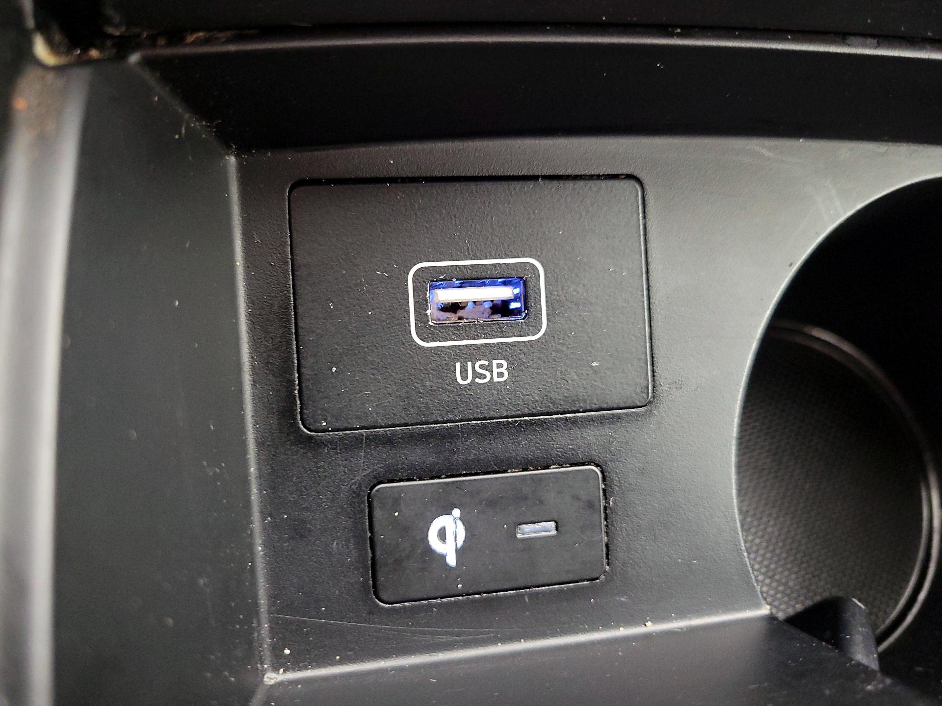 Thumbnail: 2022 Hyundai Santa Fe - 19