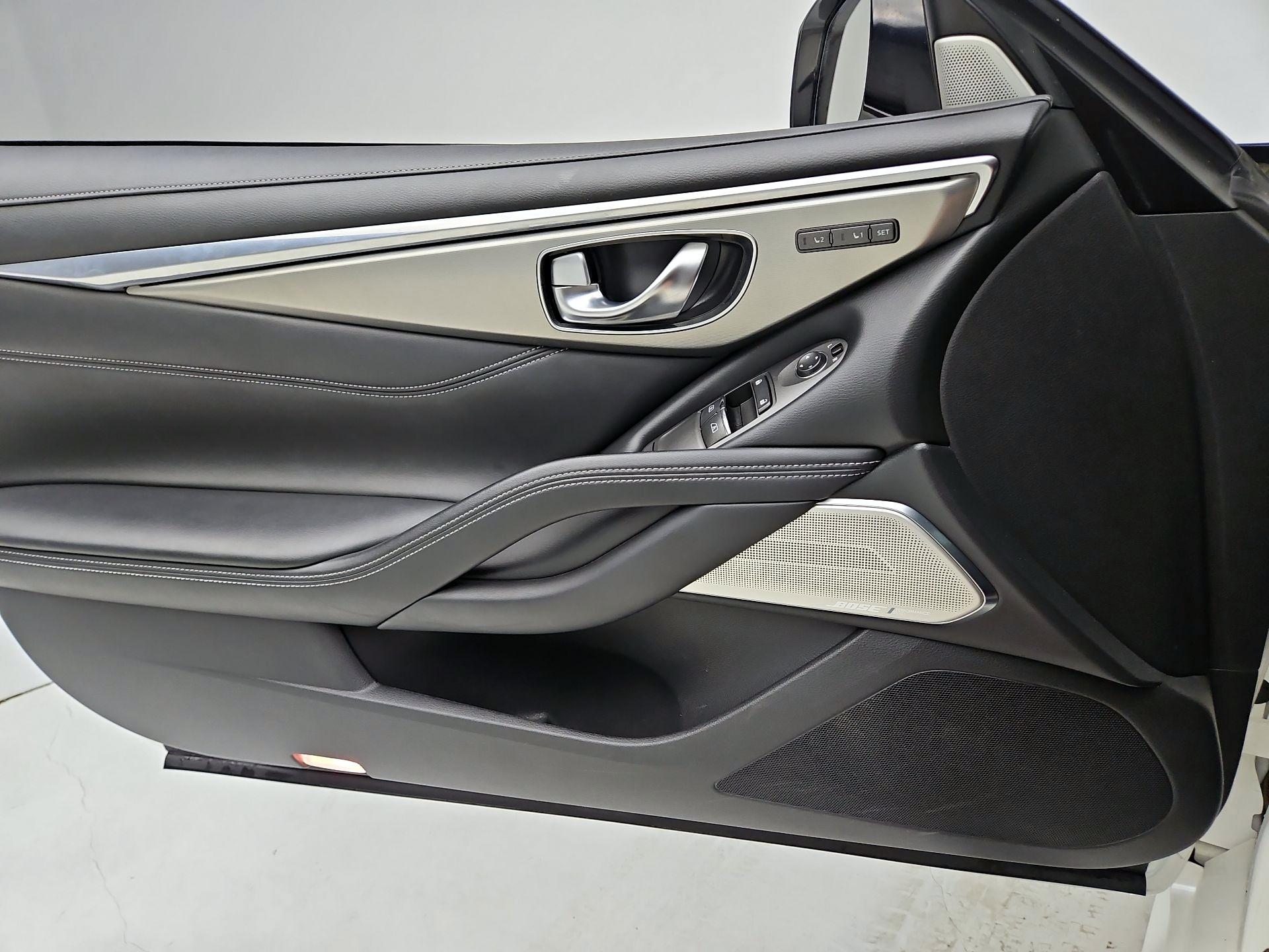 Thumbnail: 2017 INFINITI Q60 - 12