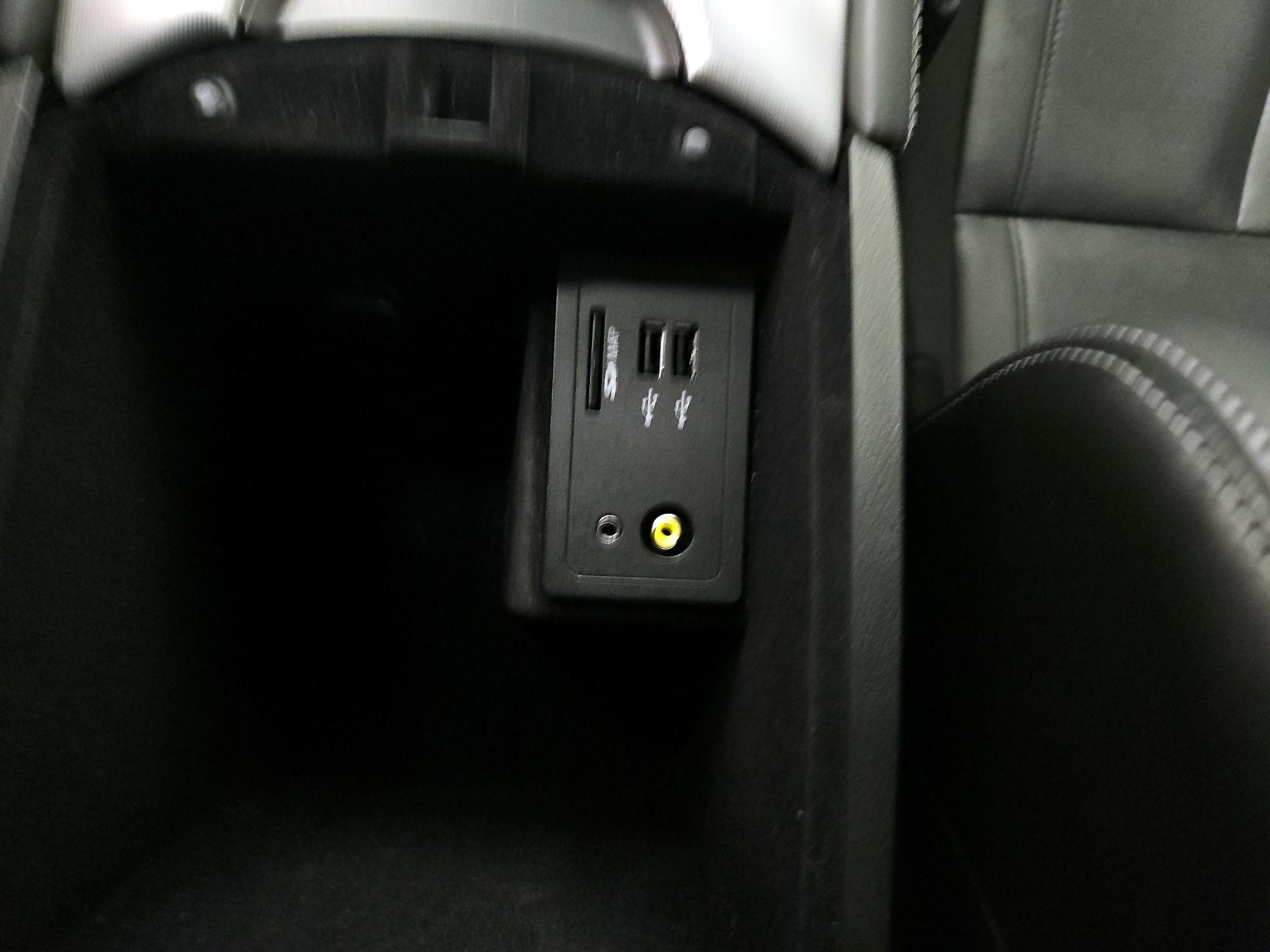 Thumbnail: 2017 INFINITI Q60 - 19