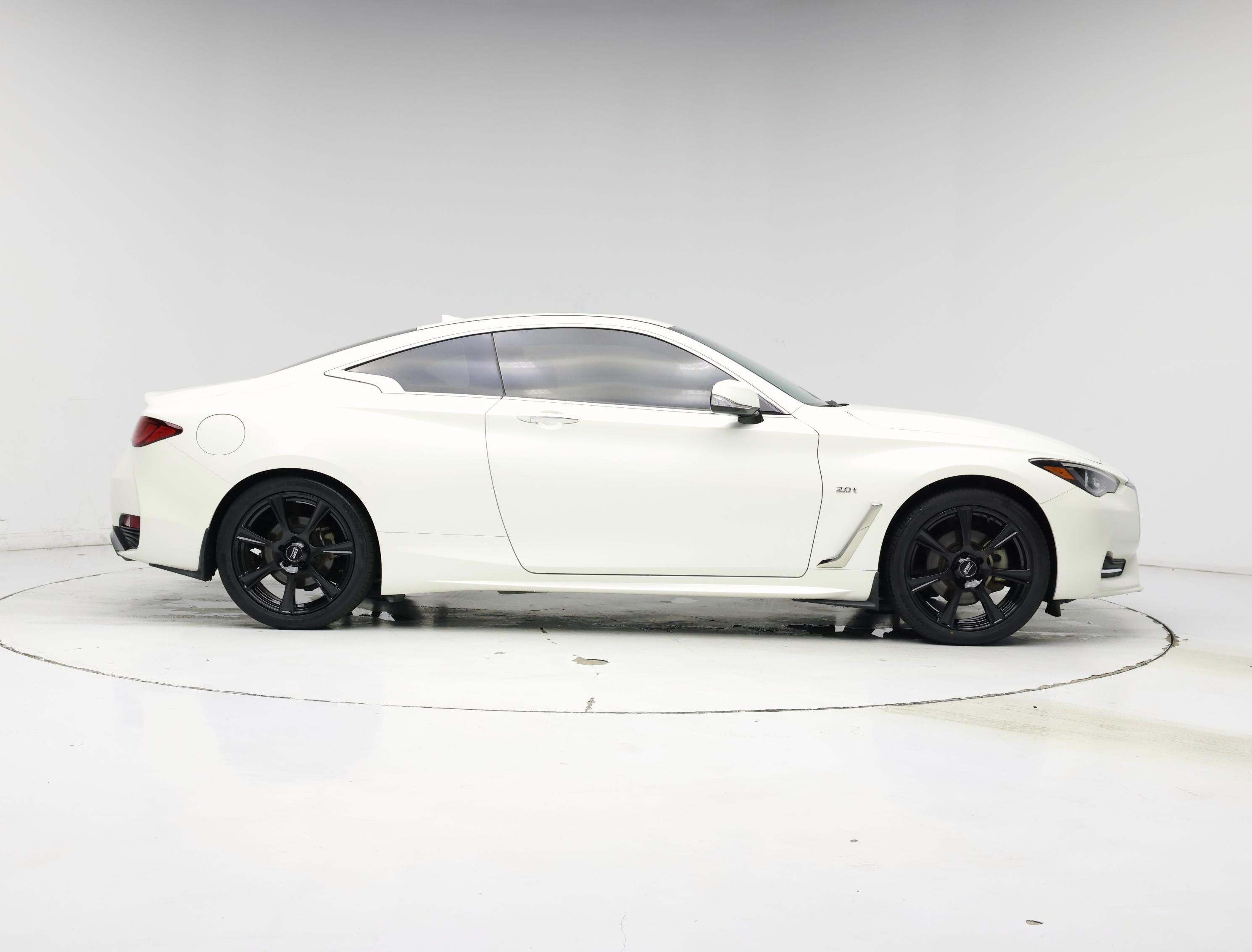 Thumbnail: 2017 INFINITI Q60 - 7