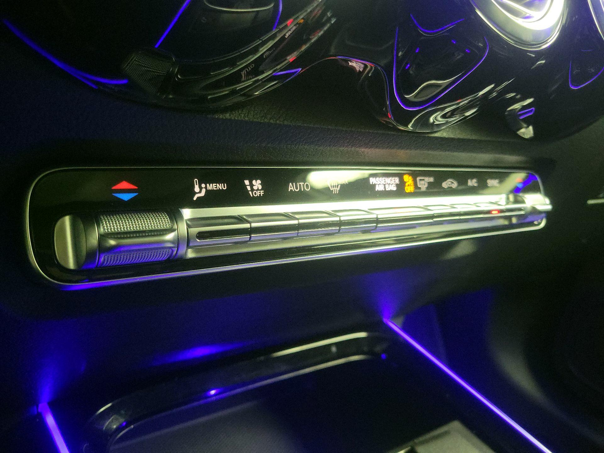 Thumbnail: 2022 Mercedes-Benz GLB - 16