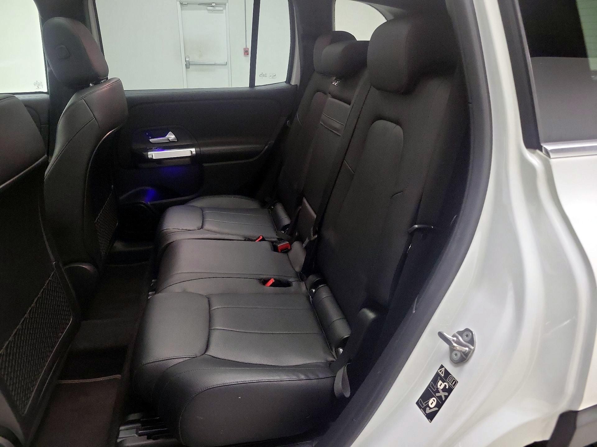 Thumbnail: 2022 Mercedes-Benz GLB - 20