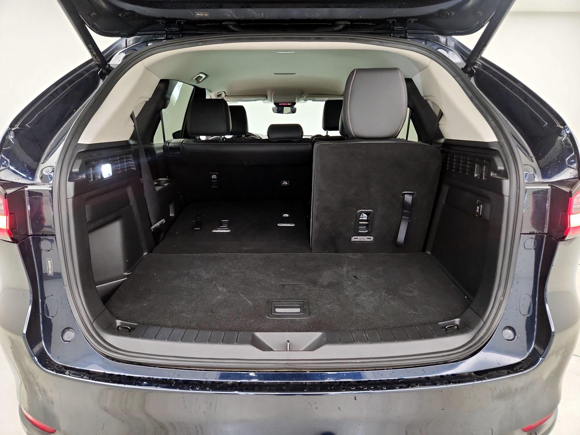 Thumbnail: 2024 Mazda CX-90 - 16