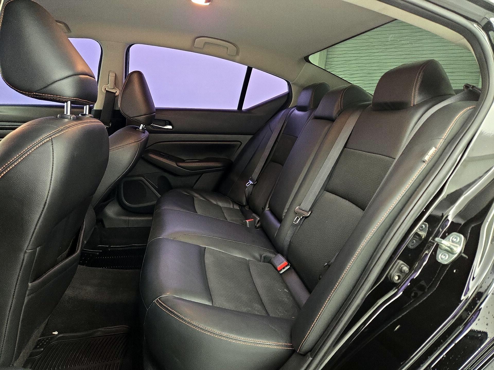 Thumbnail: 2021 Nissan Altima - 19