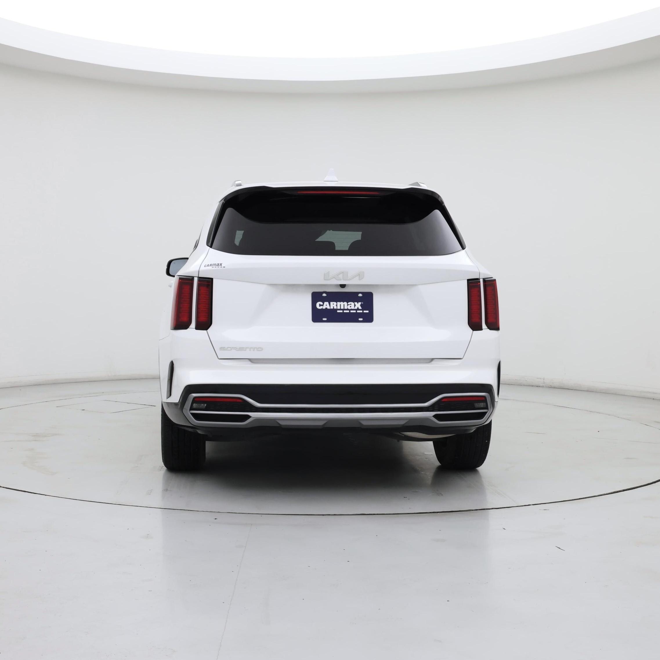 Thumbnail: 2023 Kia Sorento - 6