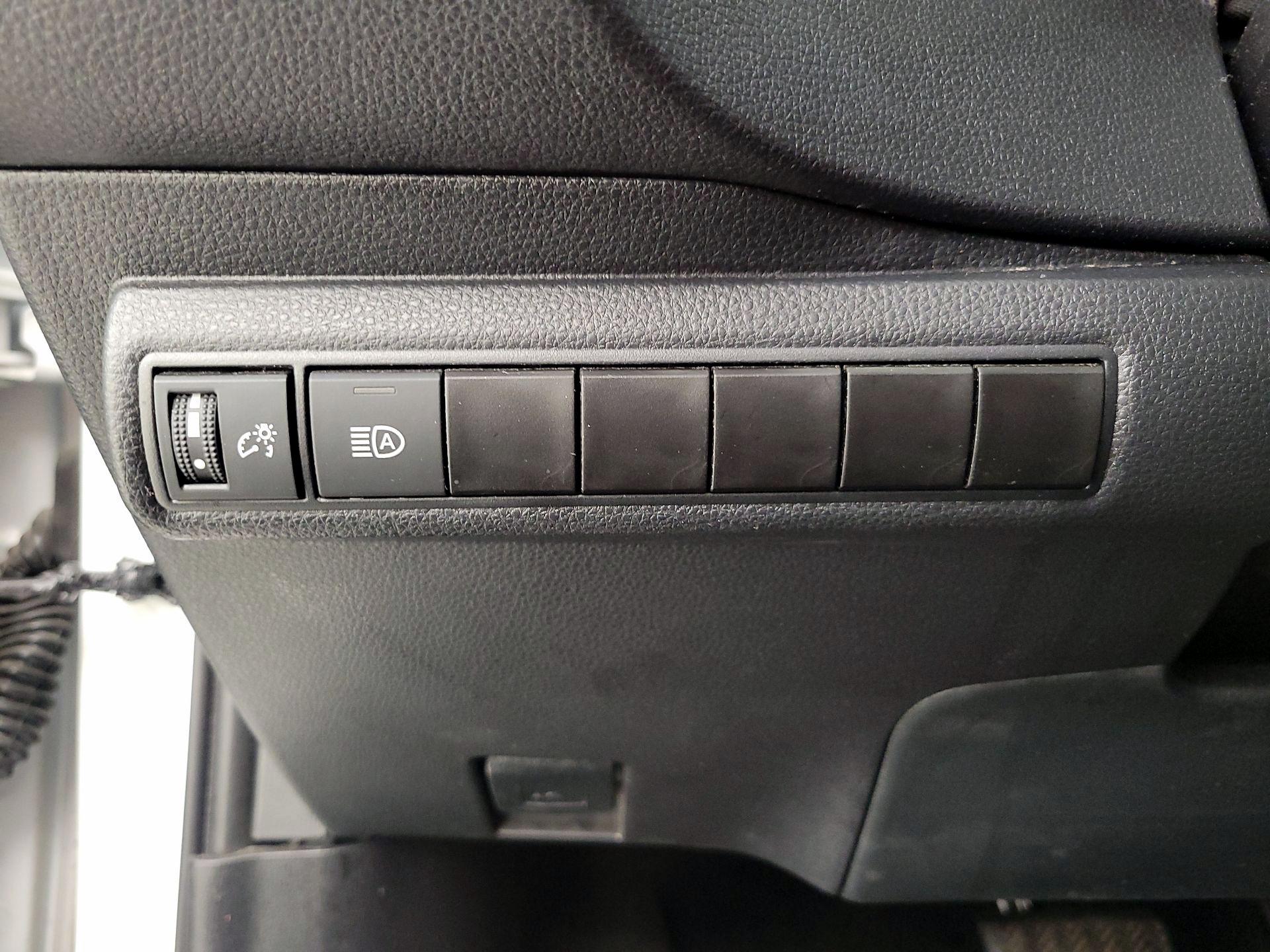 Thumbnail: 2024 Toyota Corolla - 13