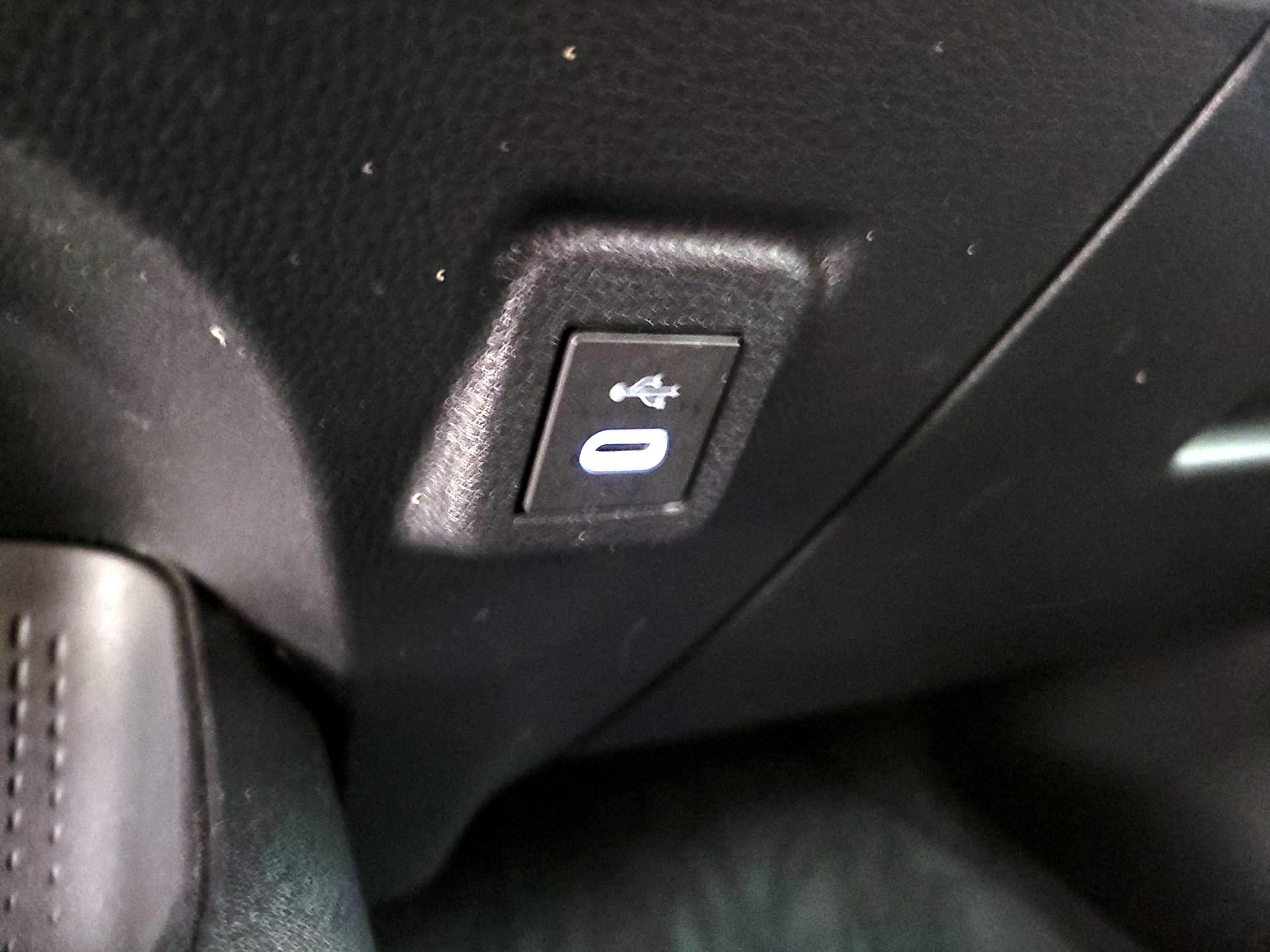 Thumbnail: 2024 Toyota Corolla - 18