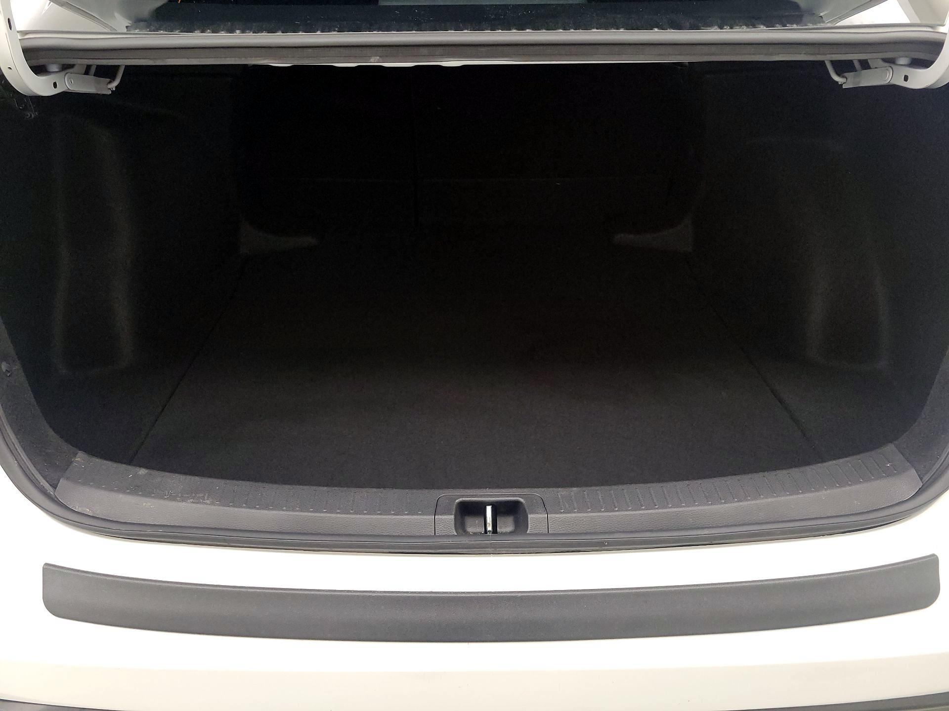 Thumbnail: 2024 Toyota Corolla - 20