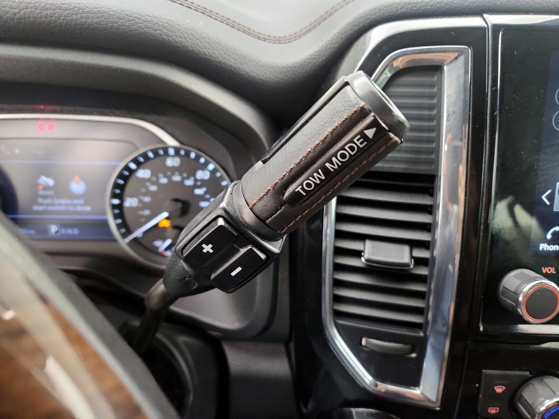 Thumbnail: 2021 Nissan Titan - 15