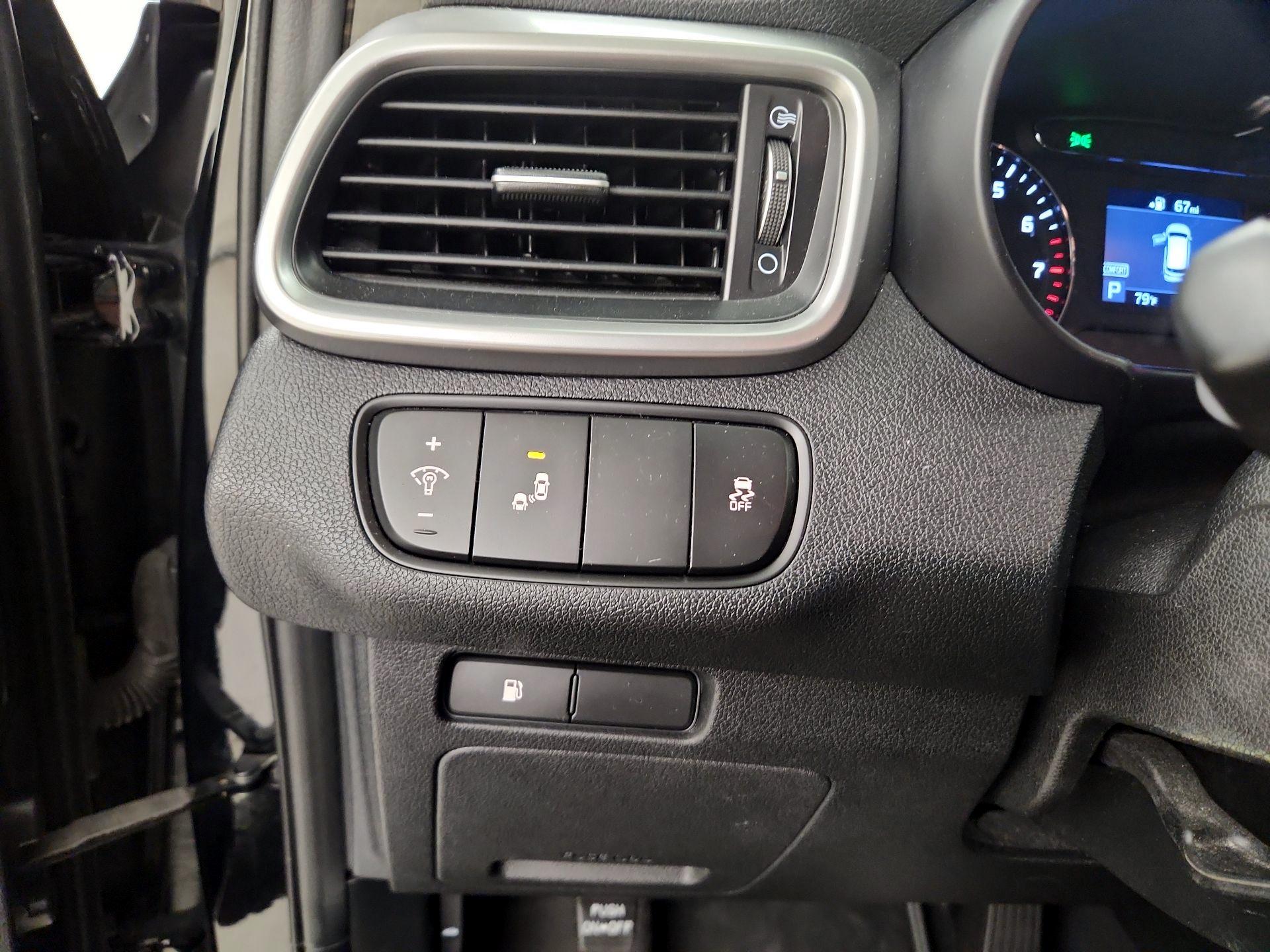 Thumbnail: 2019 Kia Sorento - 13