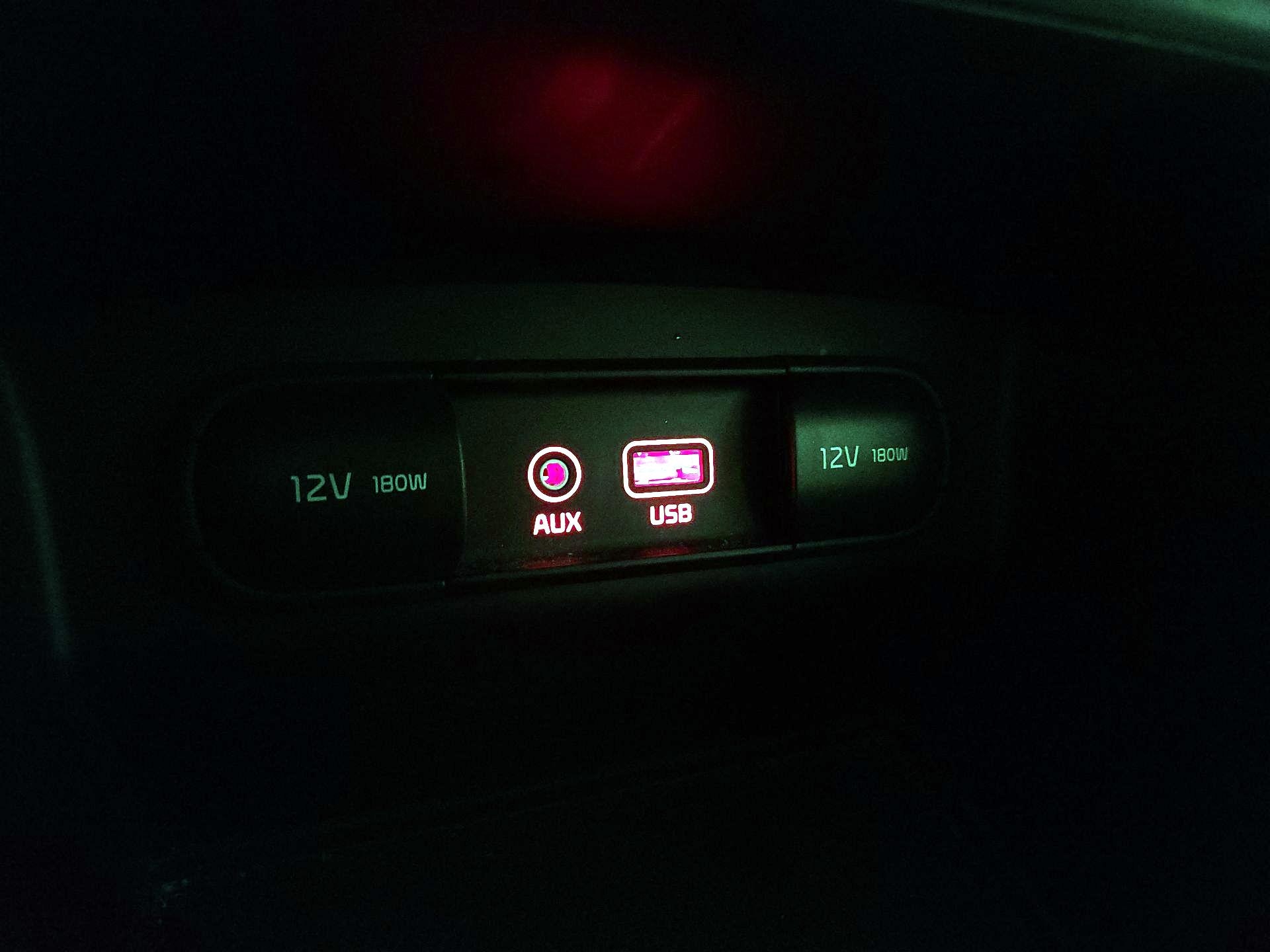 Thumbnail: 2019 Kia Sorento - 18