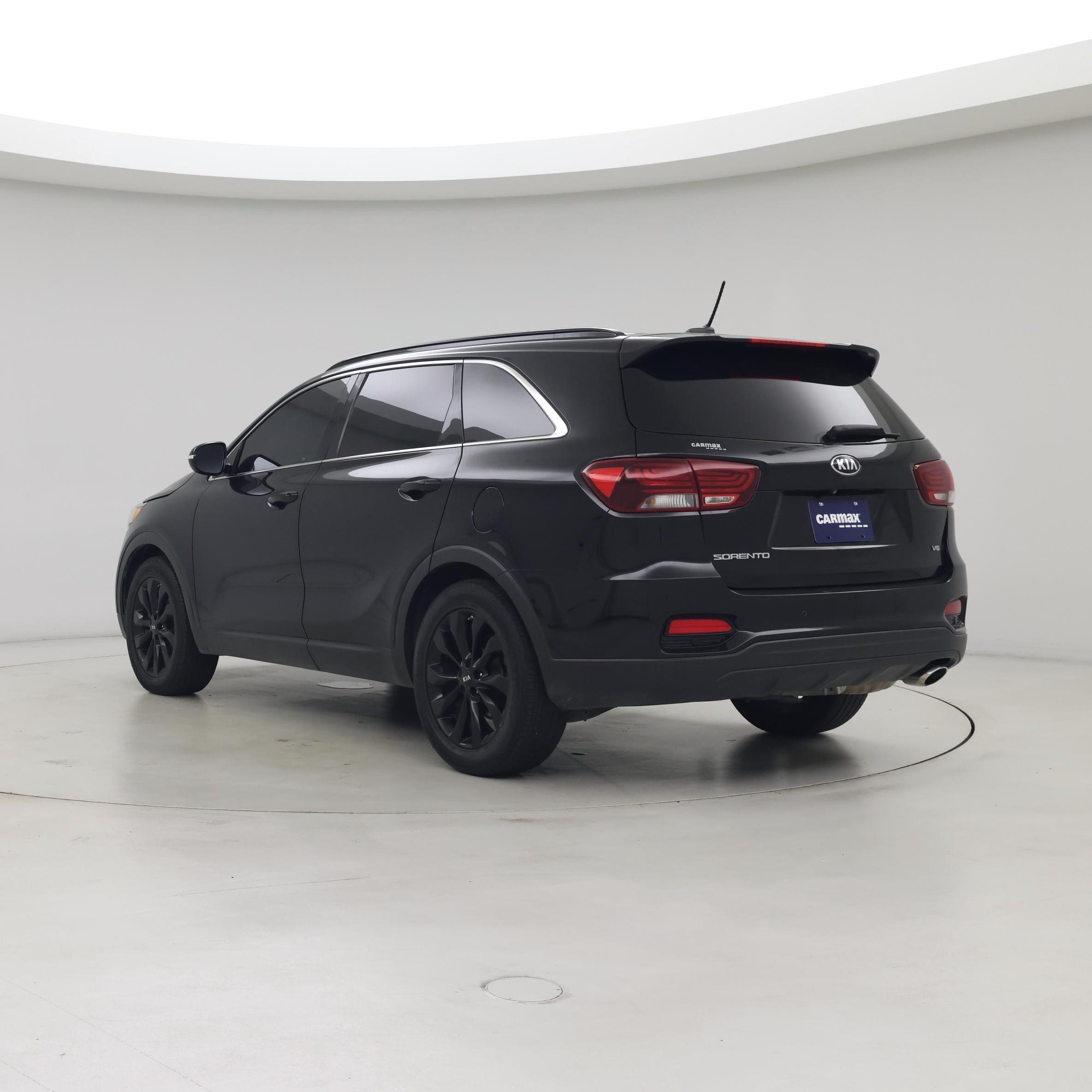 Thumbnail: 2019 Kia Sorento - 2