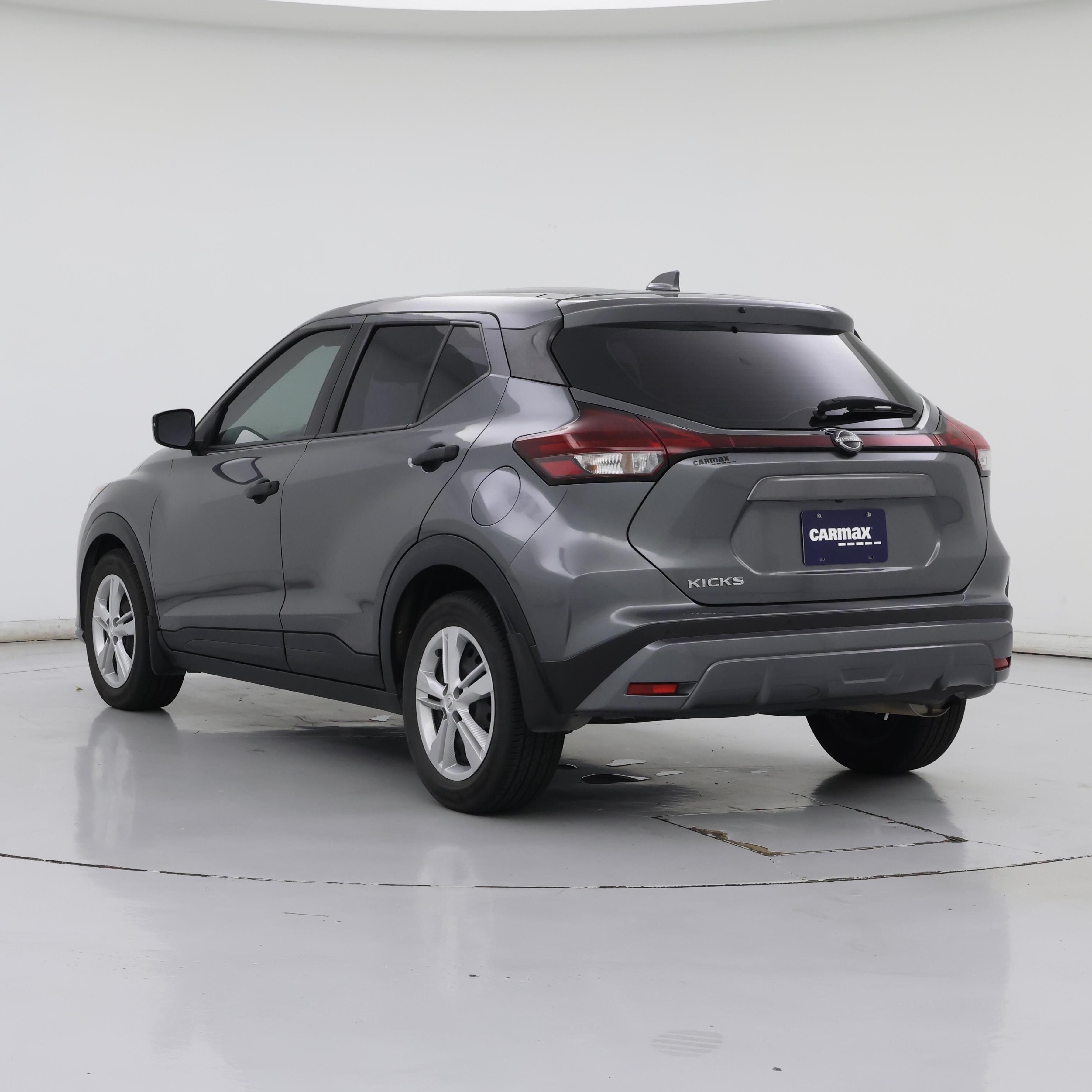 Thumbnail: 2023 Nissan Kicks - 2