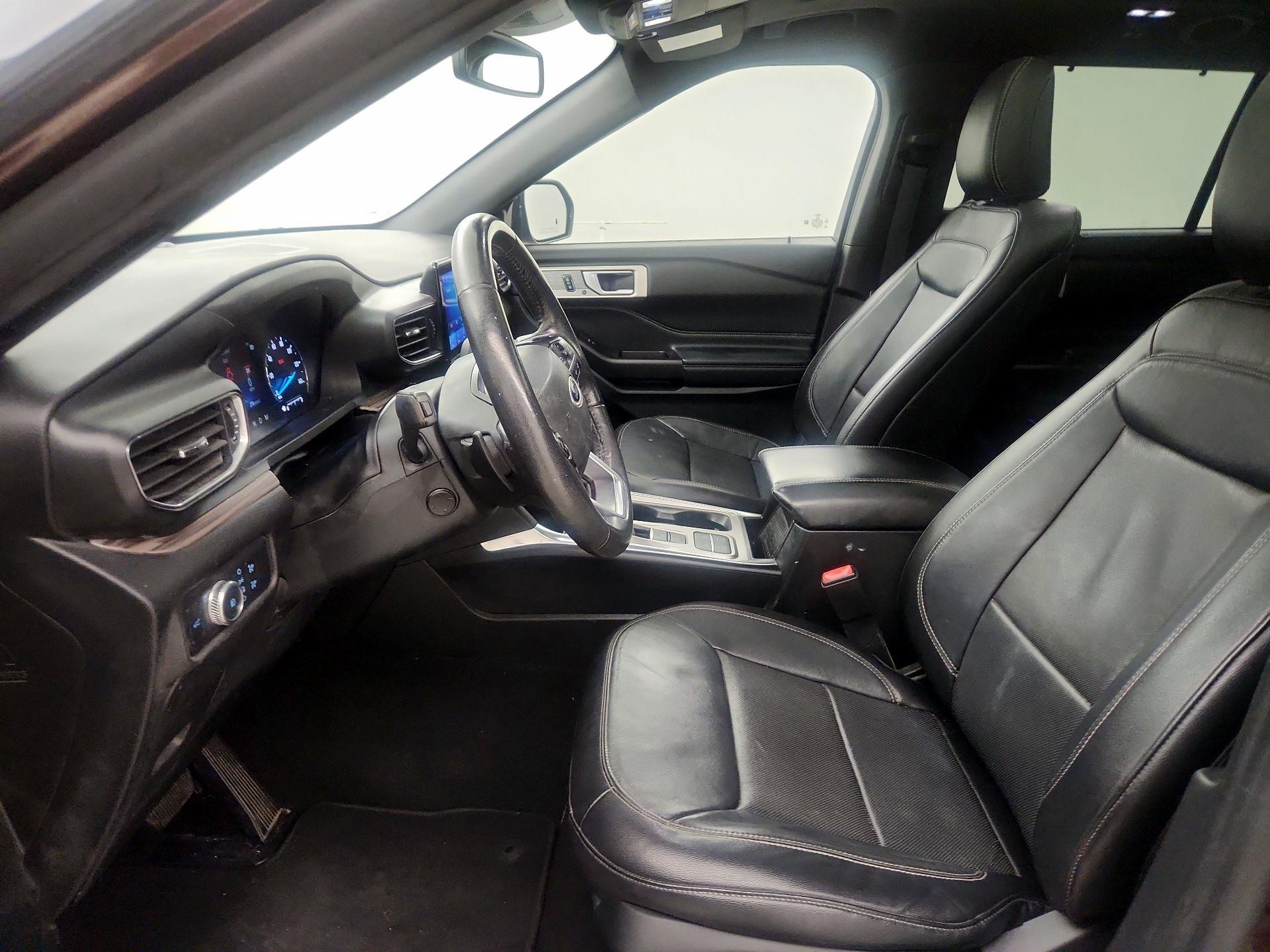 Thumbnail: 2020 Ford Explorer - 11