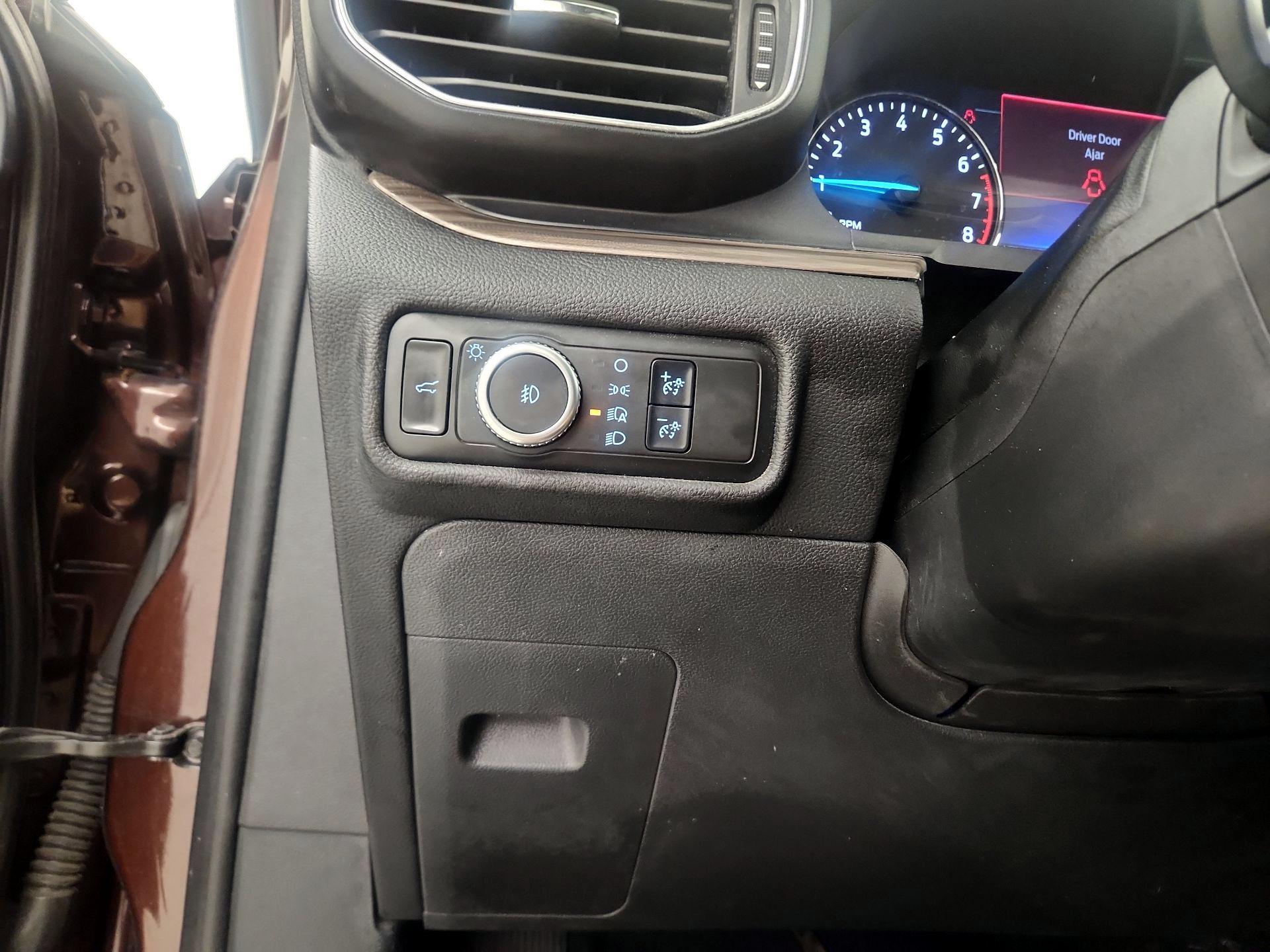 Thumbnail: 2020 Ford Explorer - 13