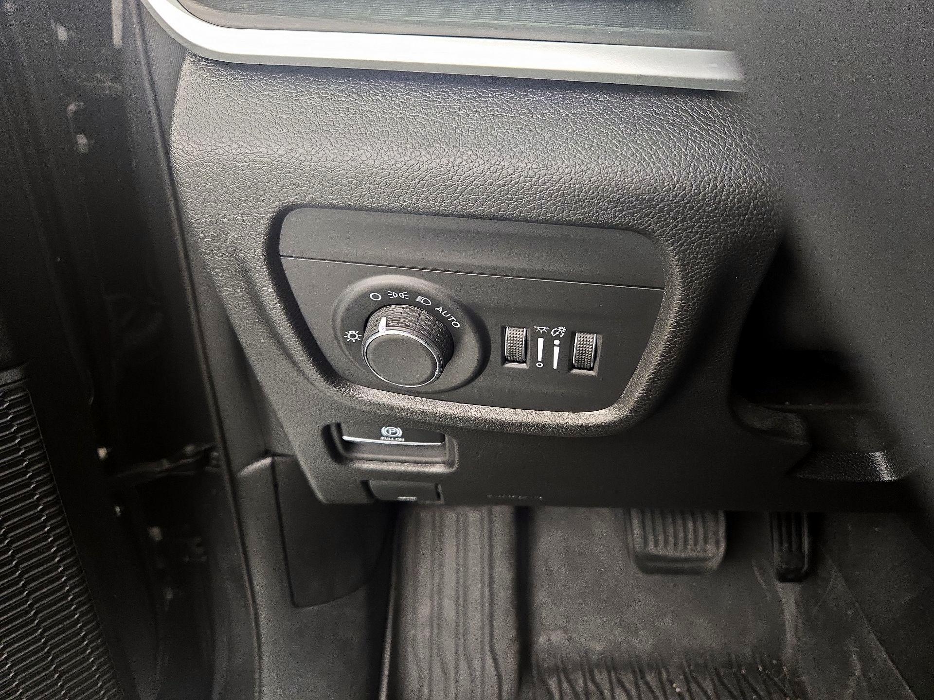 Thumbnail: 2024 Jeep Grand Cherokee - 13