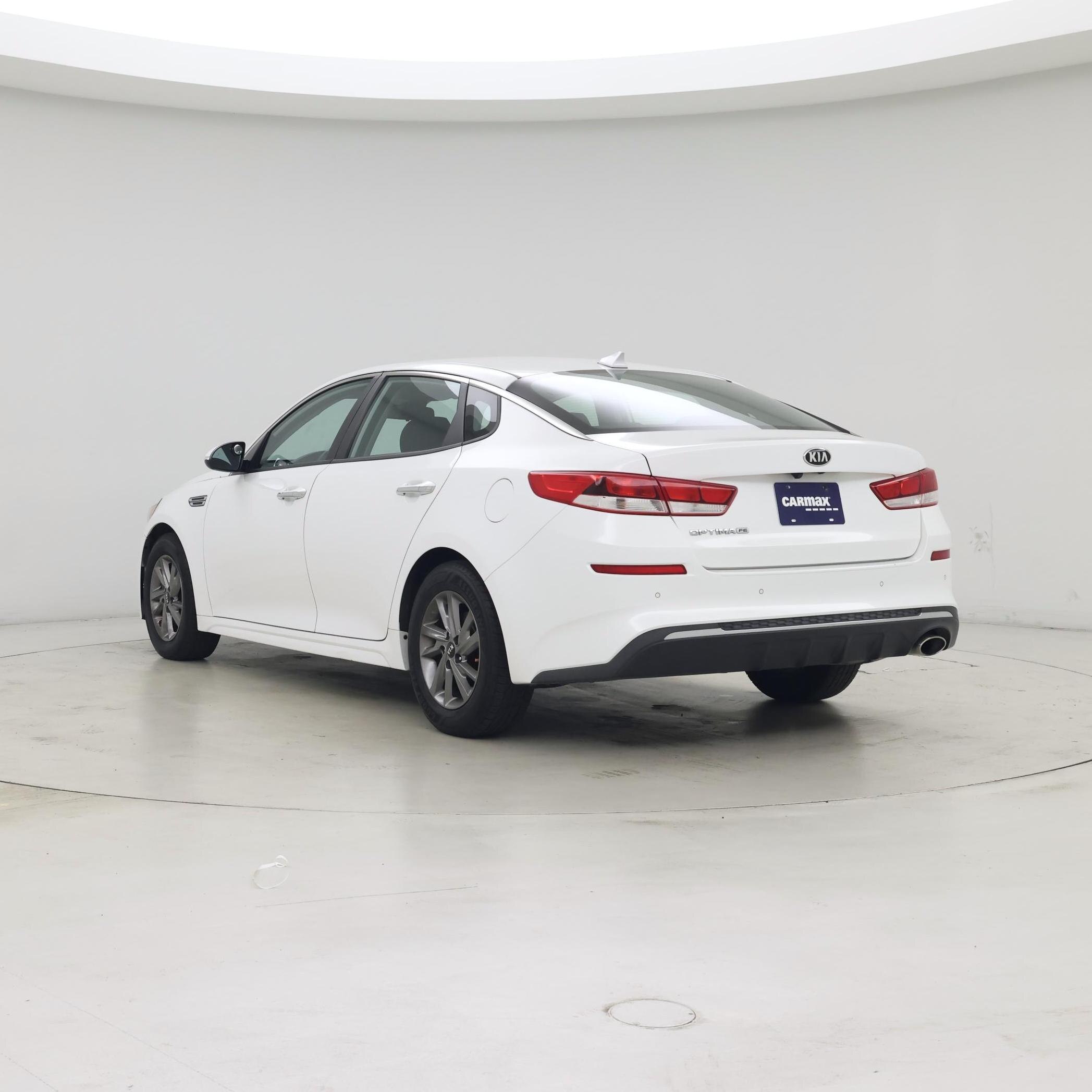 Thumbnail: 2019 Kia Optima - 2