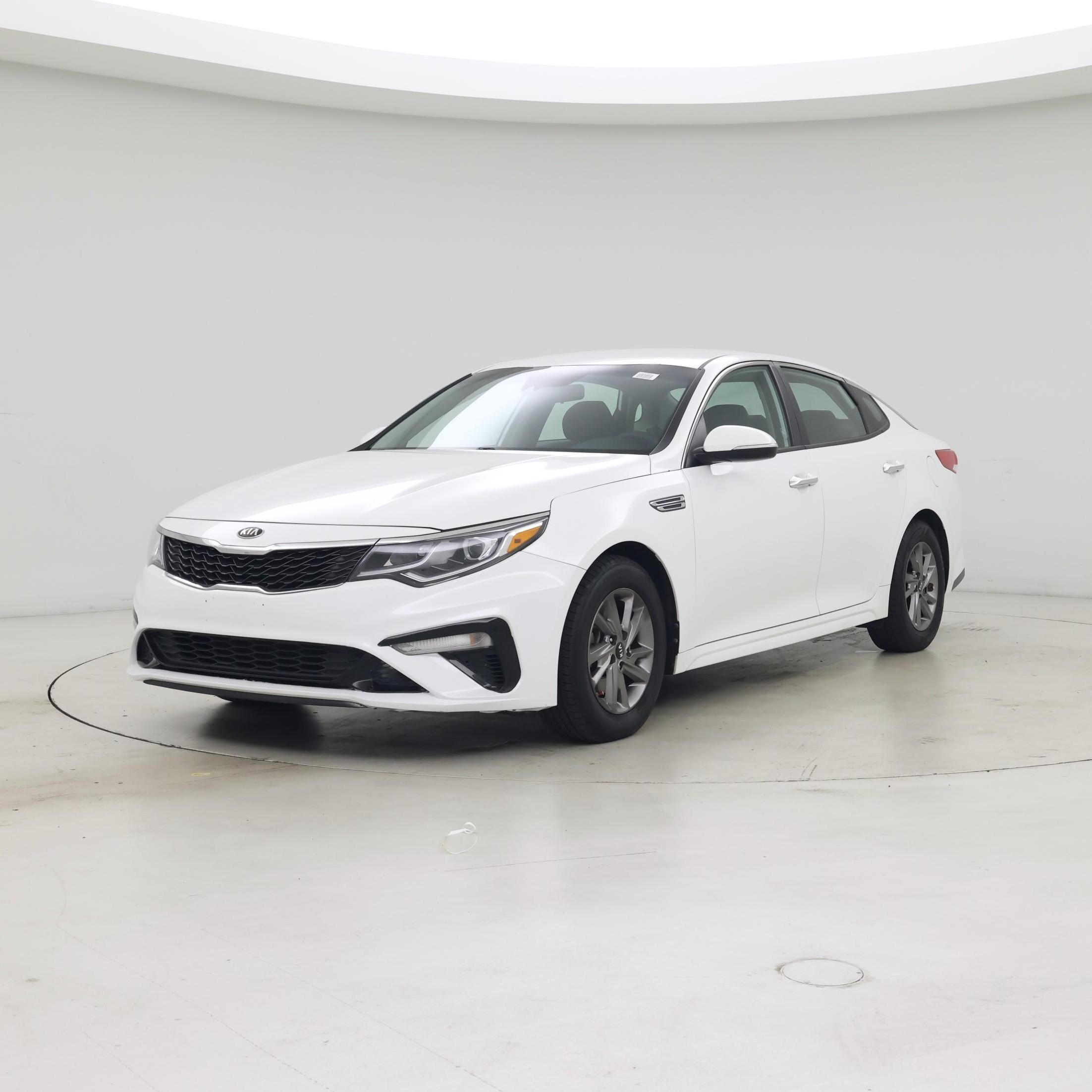 Thumbnail: 2019 Kia Optima - 4