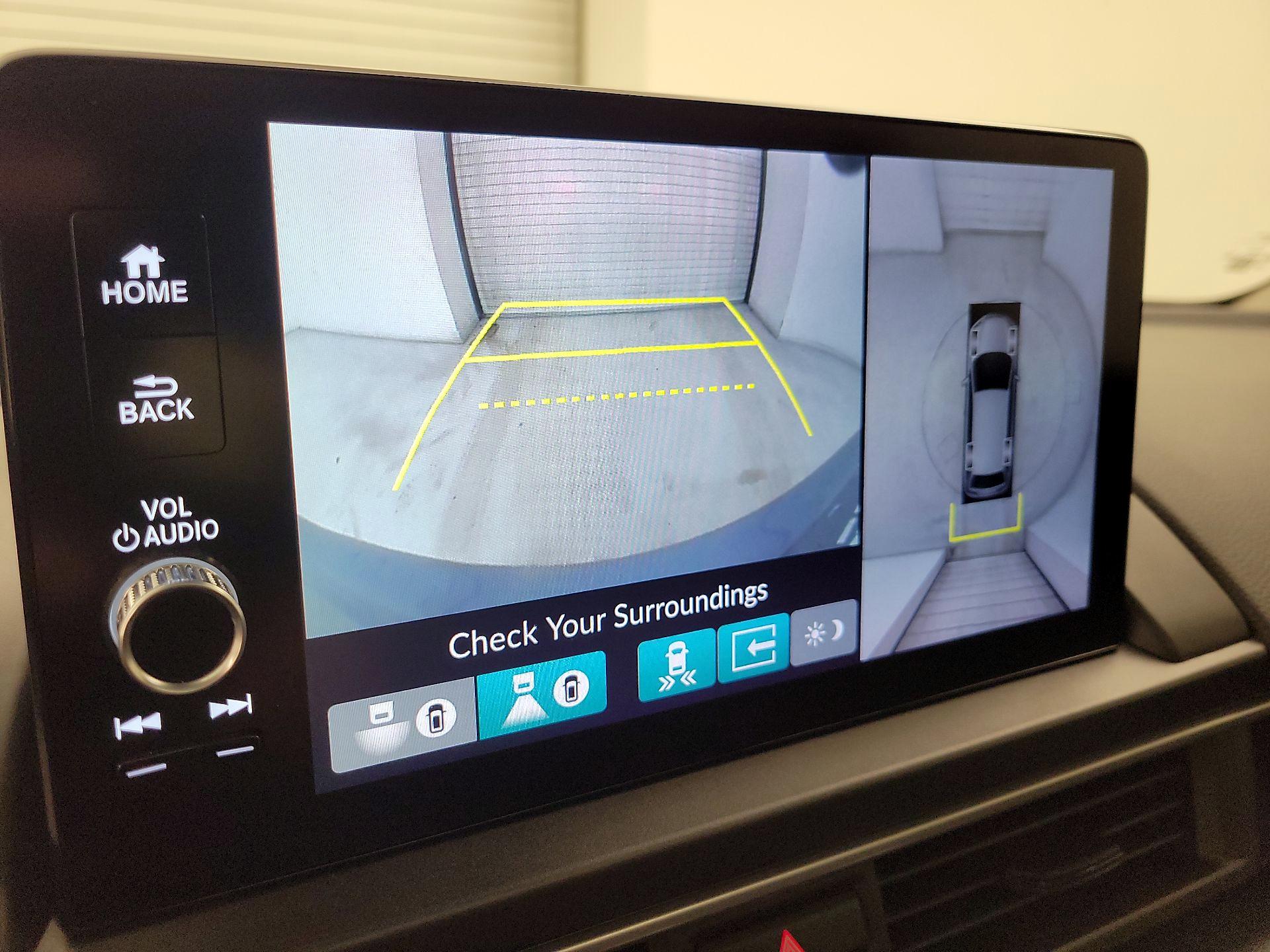 Thumbnail: 2024 Honda Pilot - 15