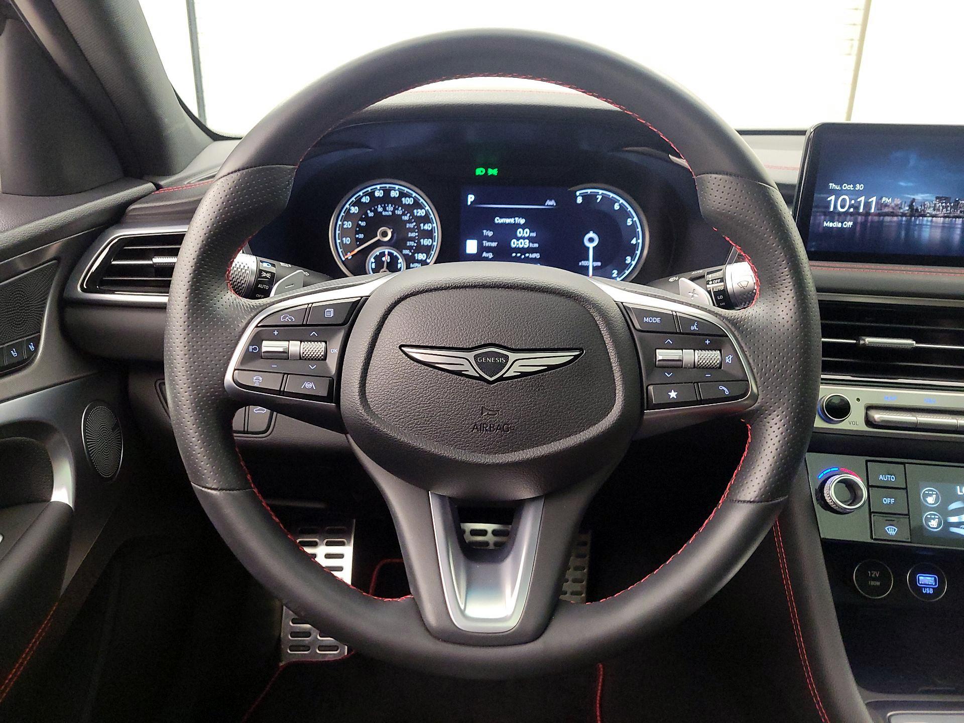 Thumbnail: 2025 Genesis G70 - 10