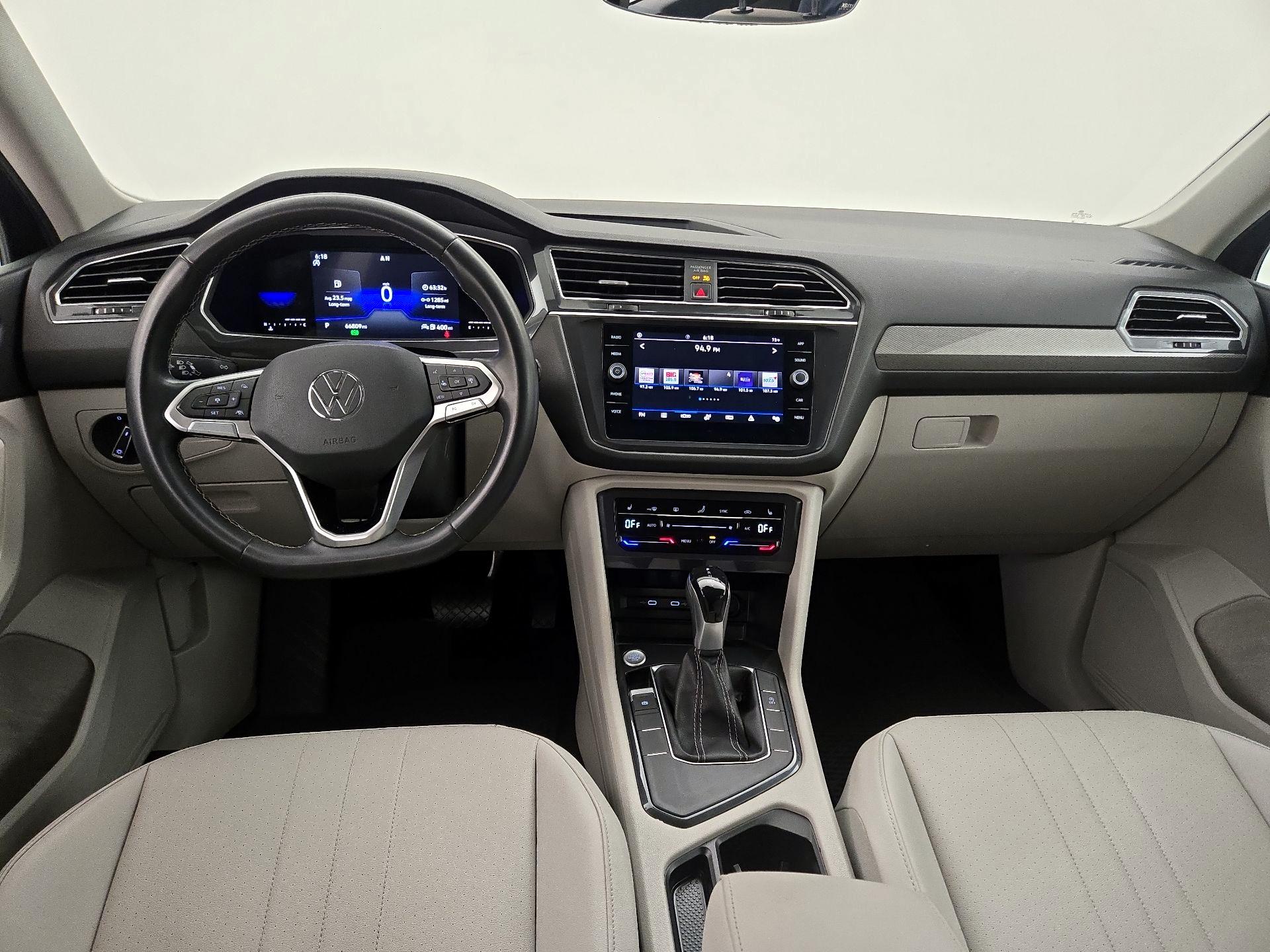 Thumbnail: 2023 Volkswagen Tiguan - 9