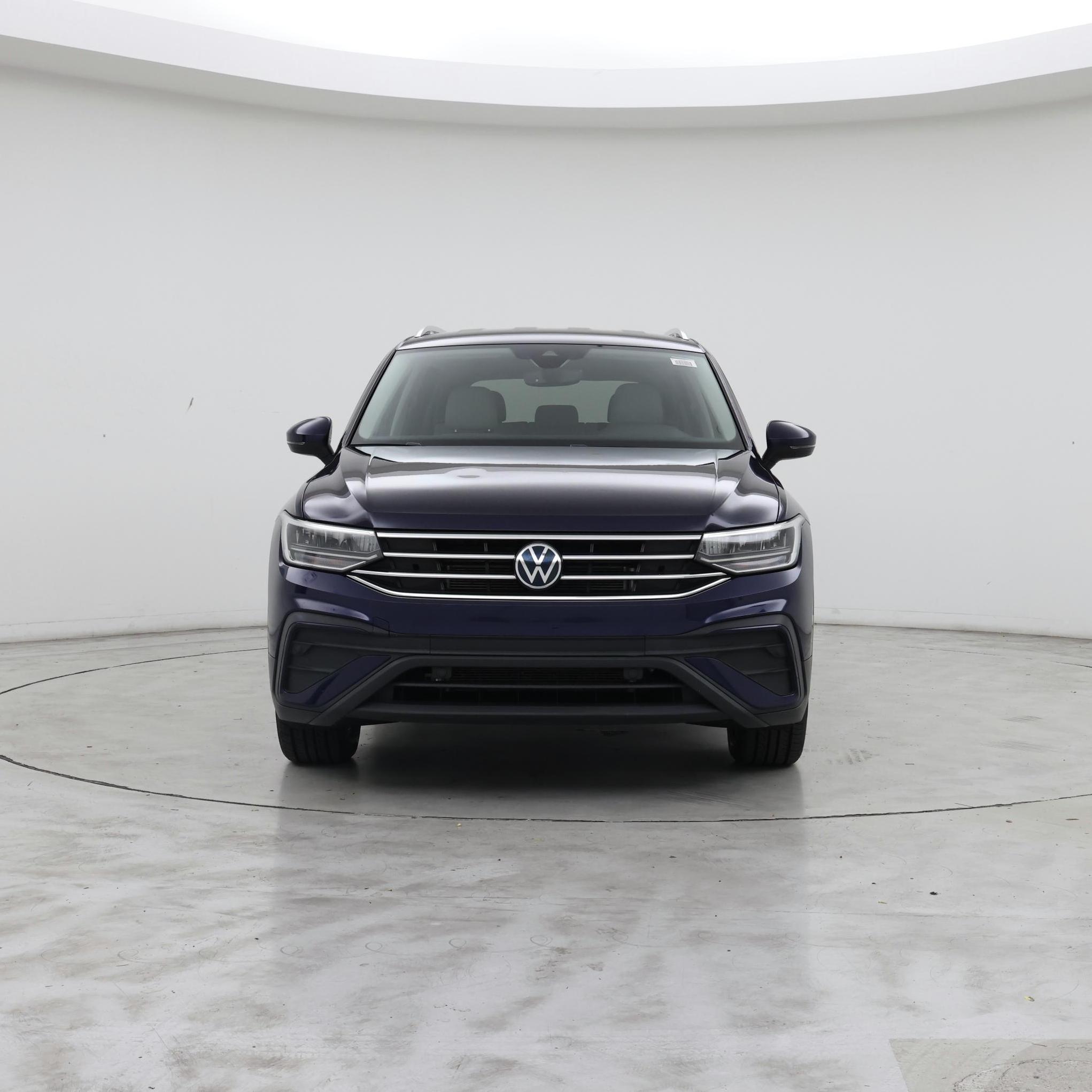 Thumbnail: 2023 Volkswagen Tiguan - 5