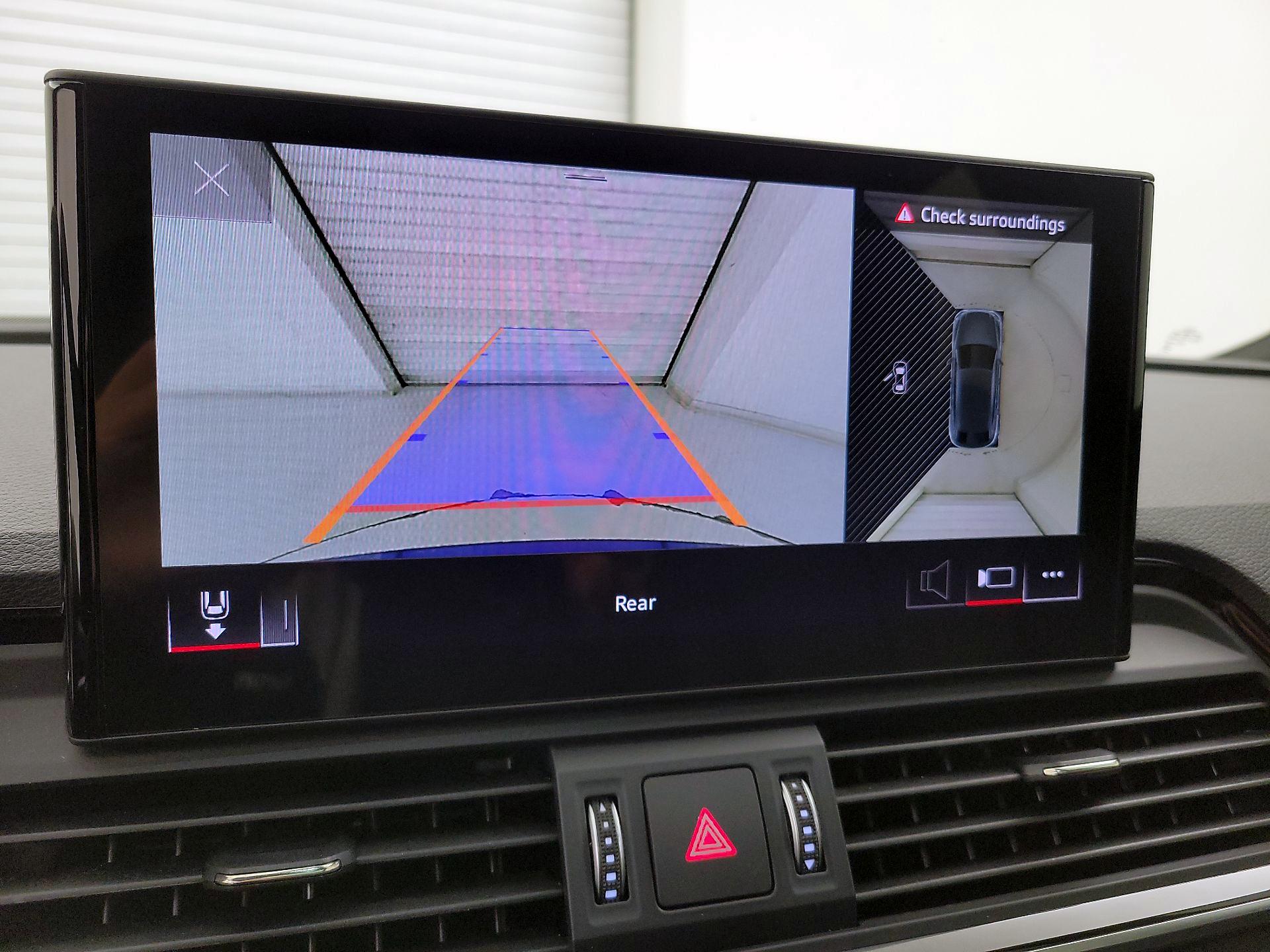 Thumbnail: 2023 Audi Q5 - 14