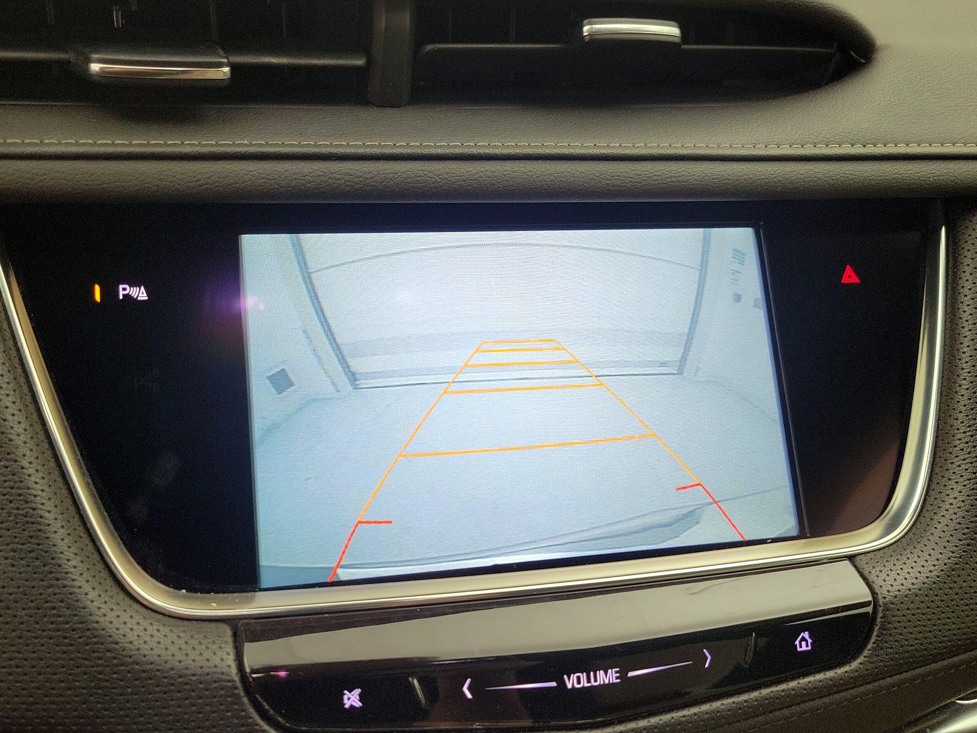 Thumbnail: 2017 Cadillac XT5 - 14