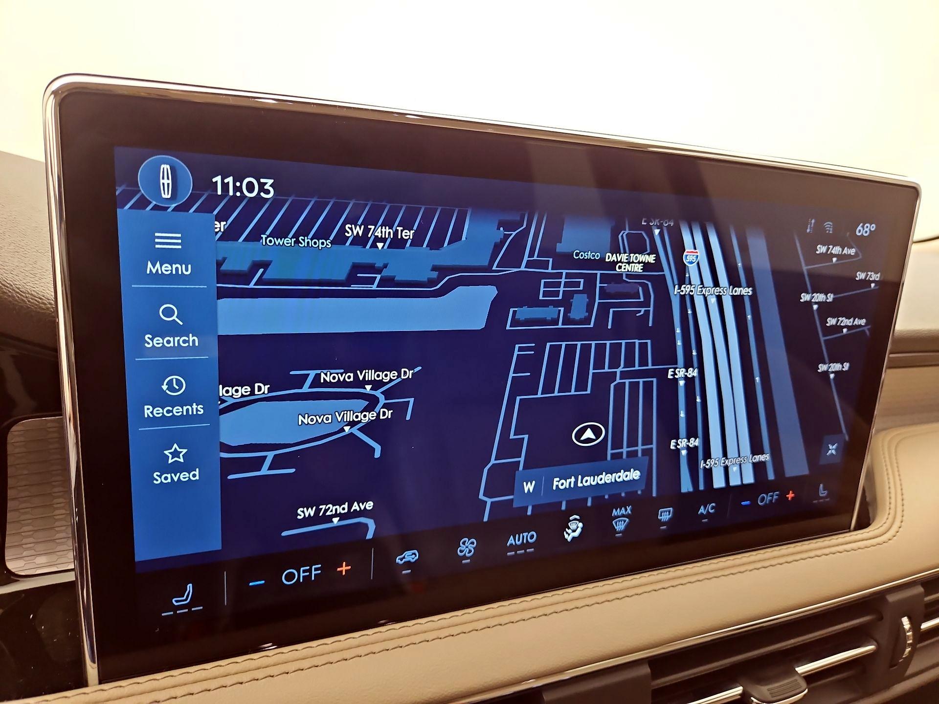 Thumbnail: 2023 Lincoln Corsair - 14