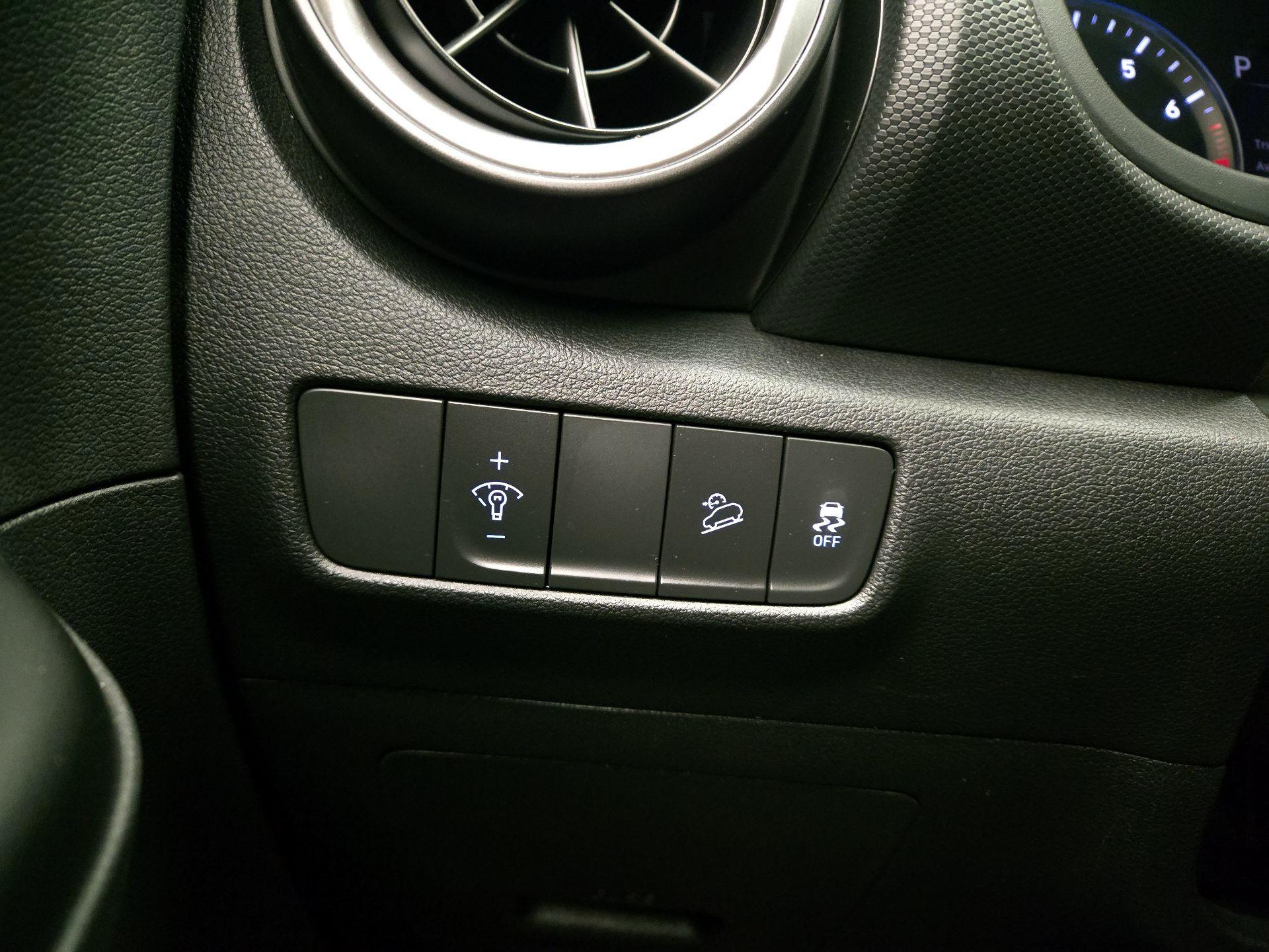 Thumbnail: 2023 Hyundai Kona - 13