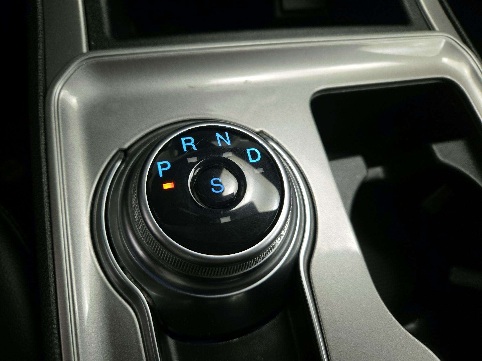 Thumbnail: 2024 Ford Edge - 17