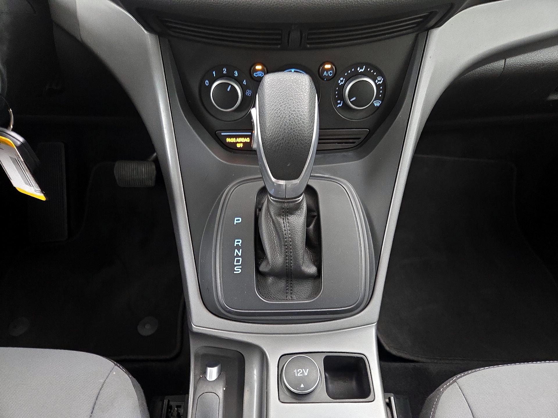 Thumbnail: 2015 Ford Escape - 17