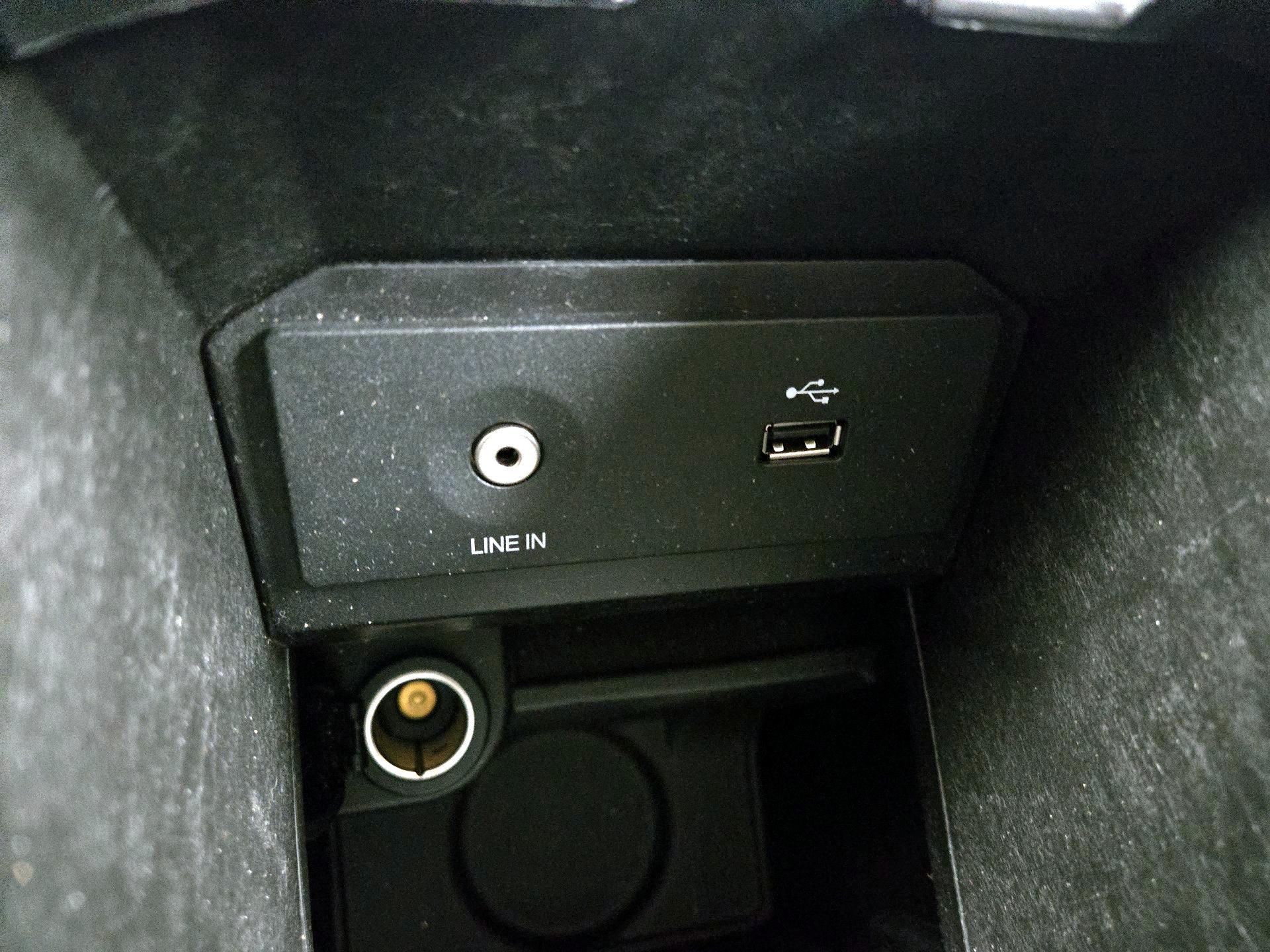 Thumbnail: 2015 Ford Escape - 18