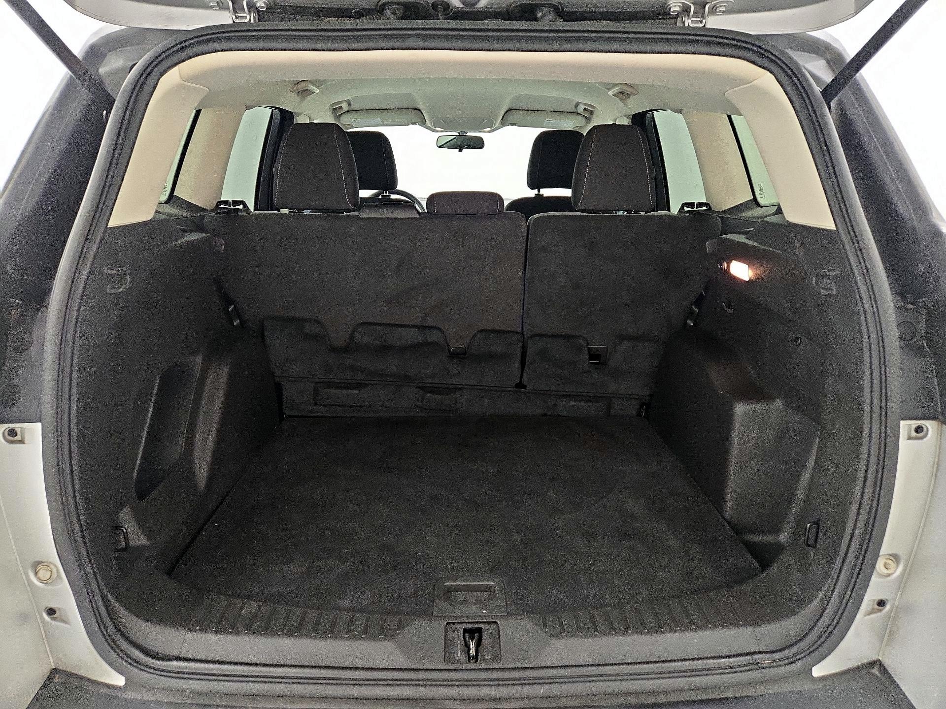 Thumbnail: 2015 Ford Escape - 20