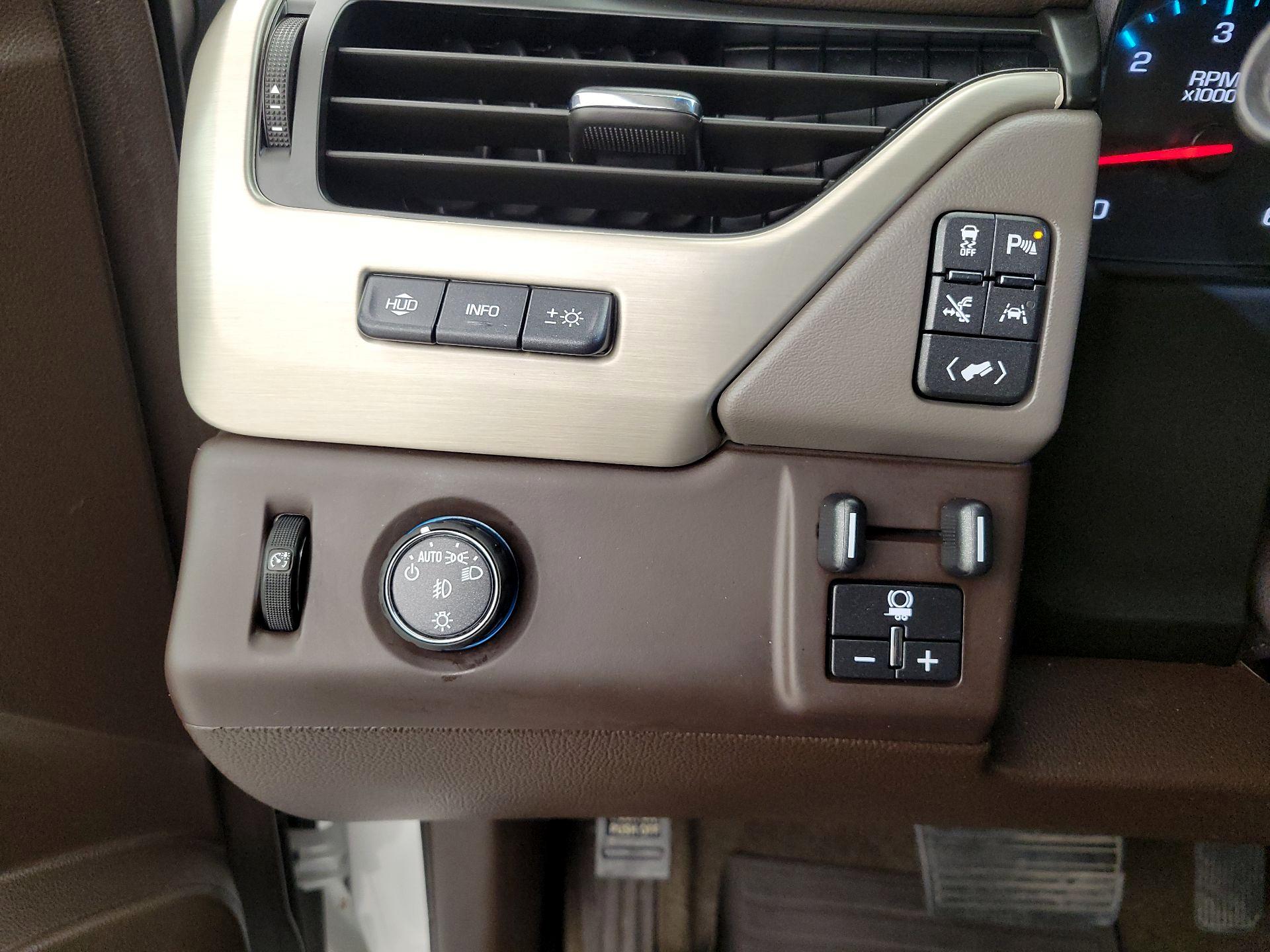 Thumbnail: 2018 GMC Yukon XL - 13