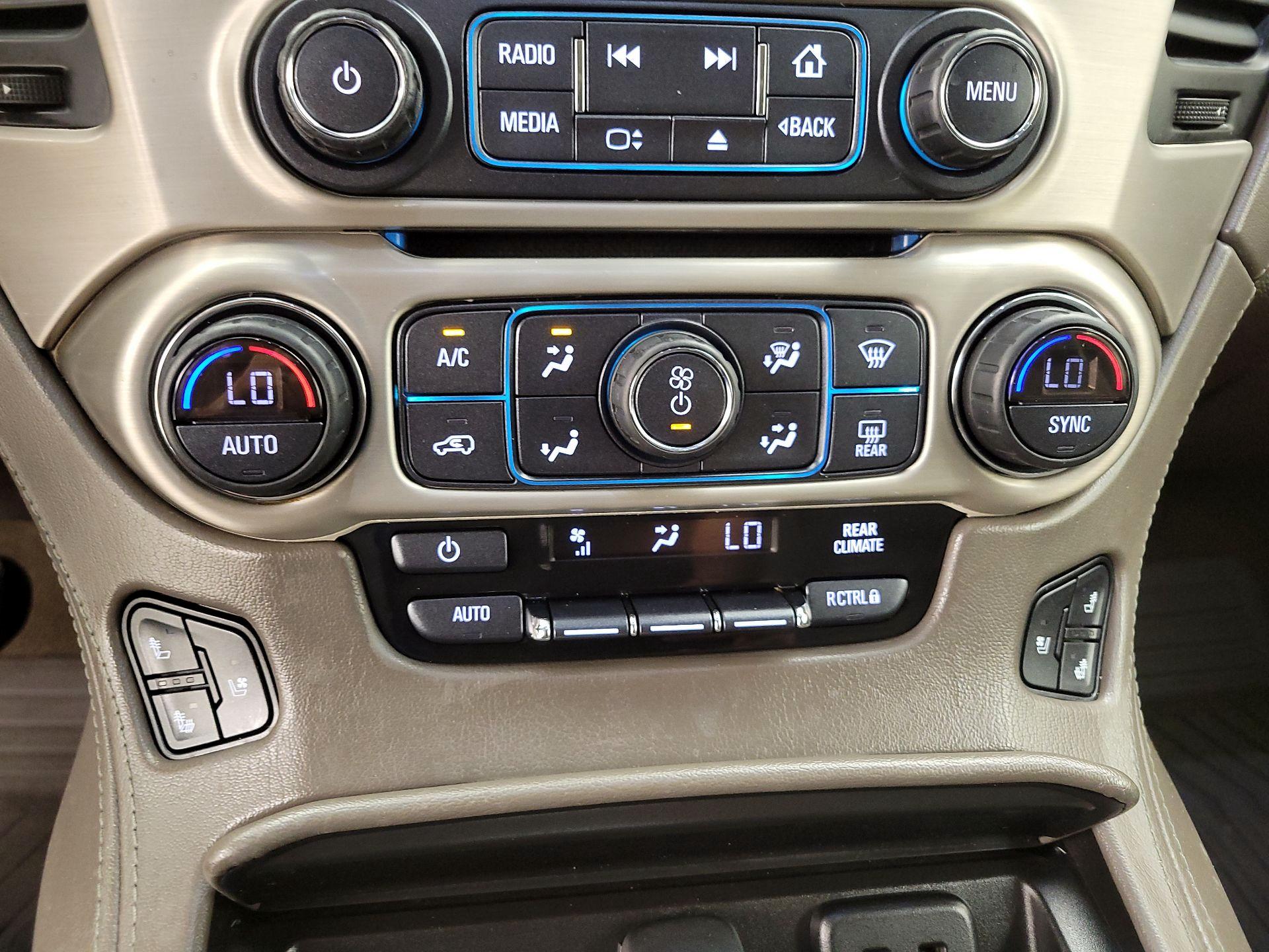 Thumbnail: 2018 GMC Yukon XL - 17