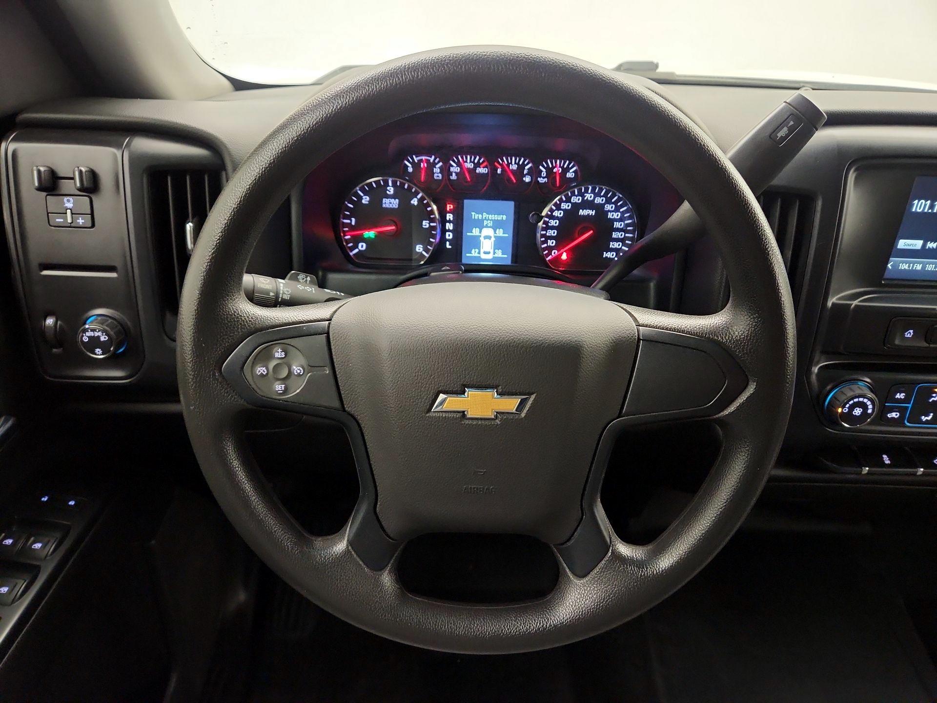 Thumbnail: 2018 Chevrolet Silverado 1500 - 10