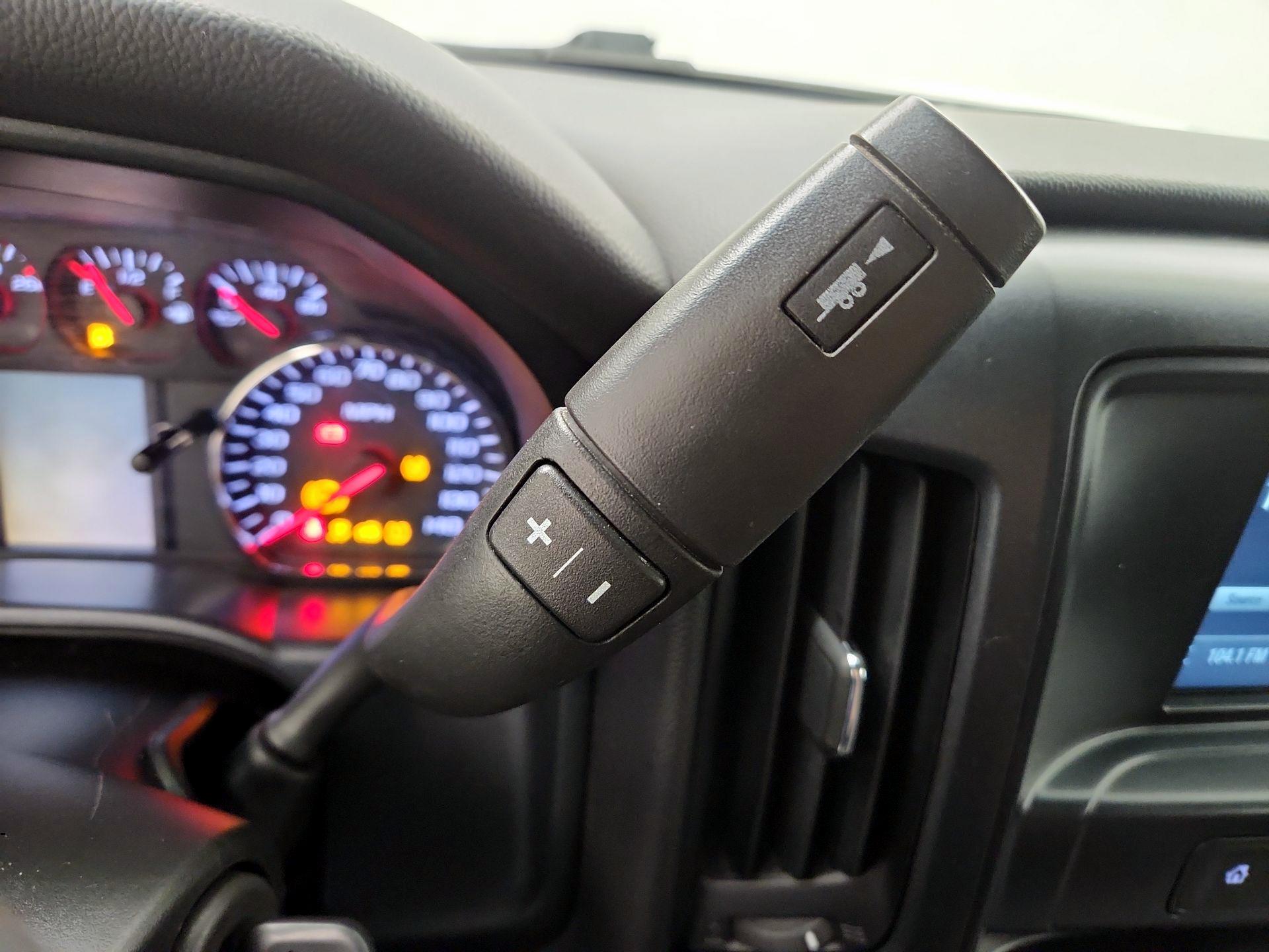 Thumbnail: 2018 Chevrolet Silverado 1500 - 15