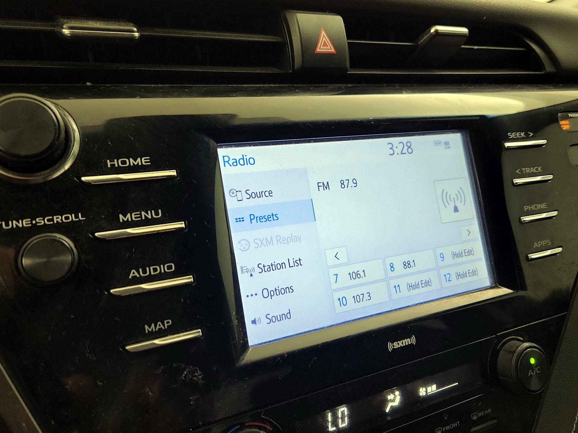 Thumbnail: 2020 Toyota Camry - 15