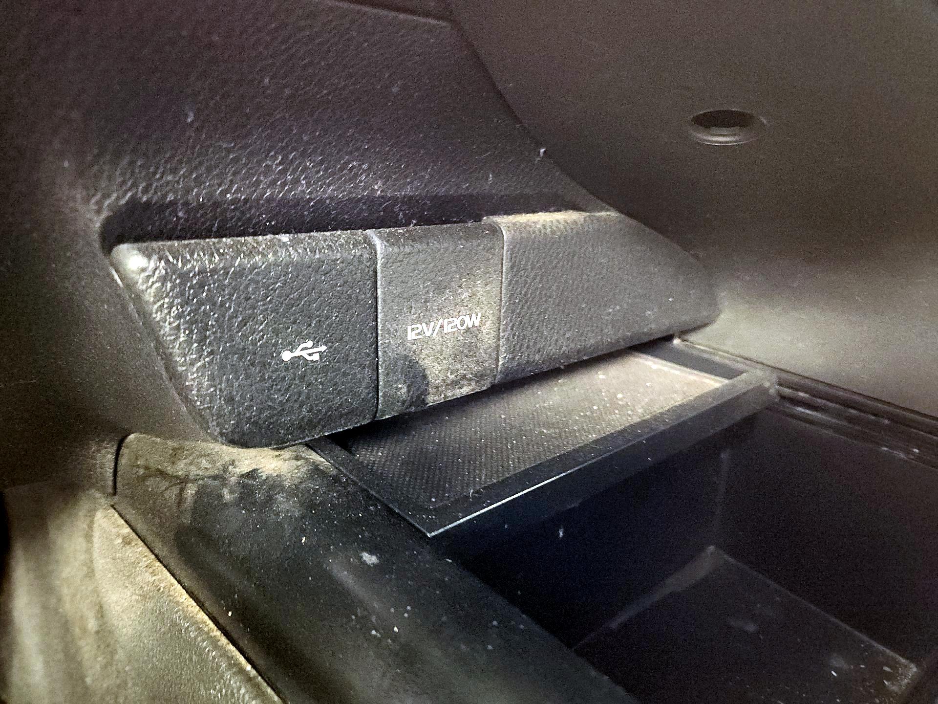 Thumbnail: 2020 Toyota Camry - 18