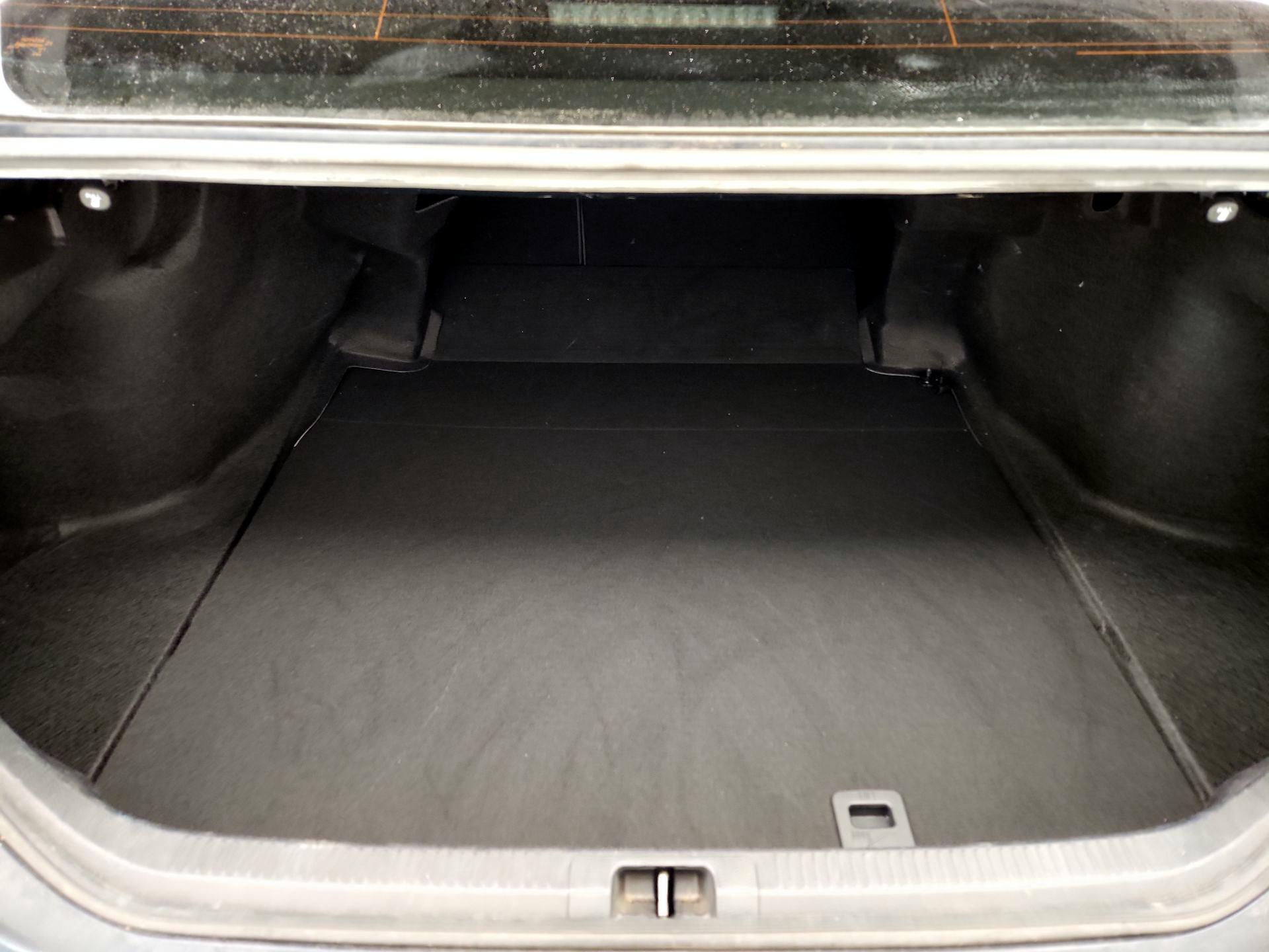 Thumbnail: 2020 Toyota Camry - 20