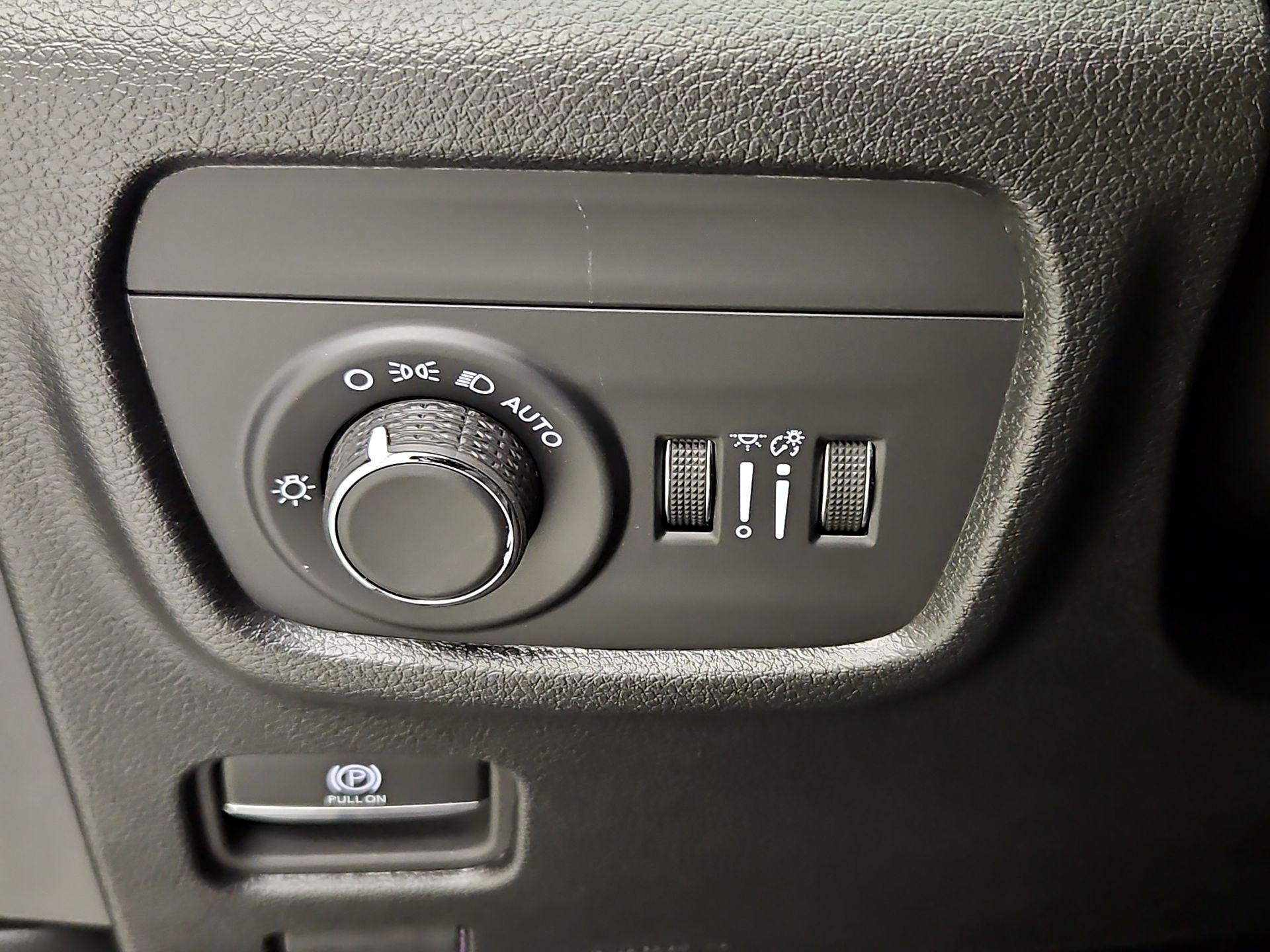 Thumbnail: 2024 Jeep Grand Cherokee - 13